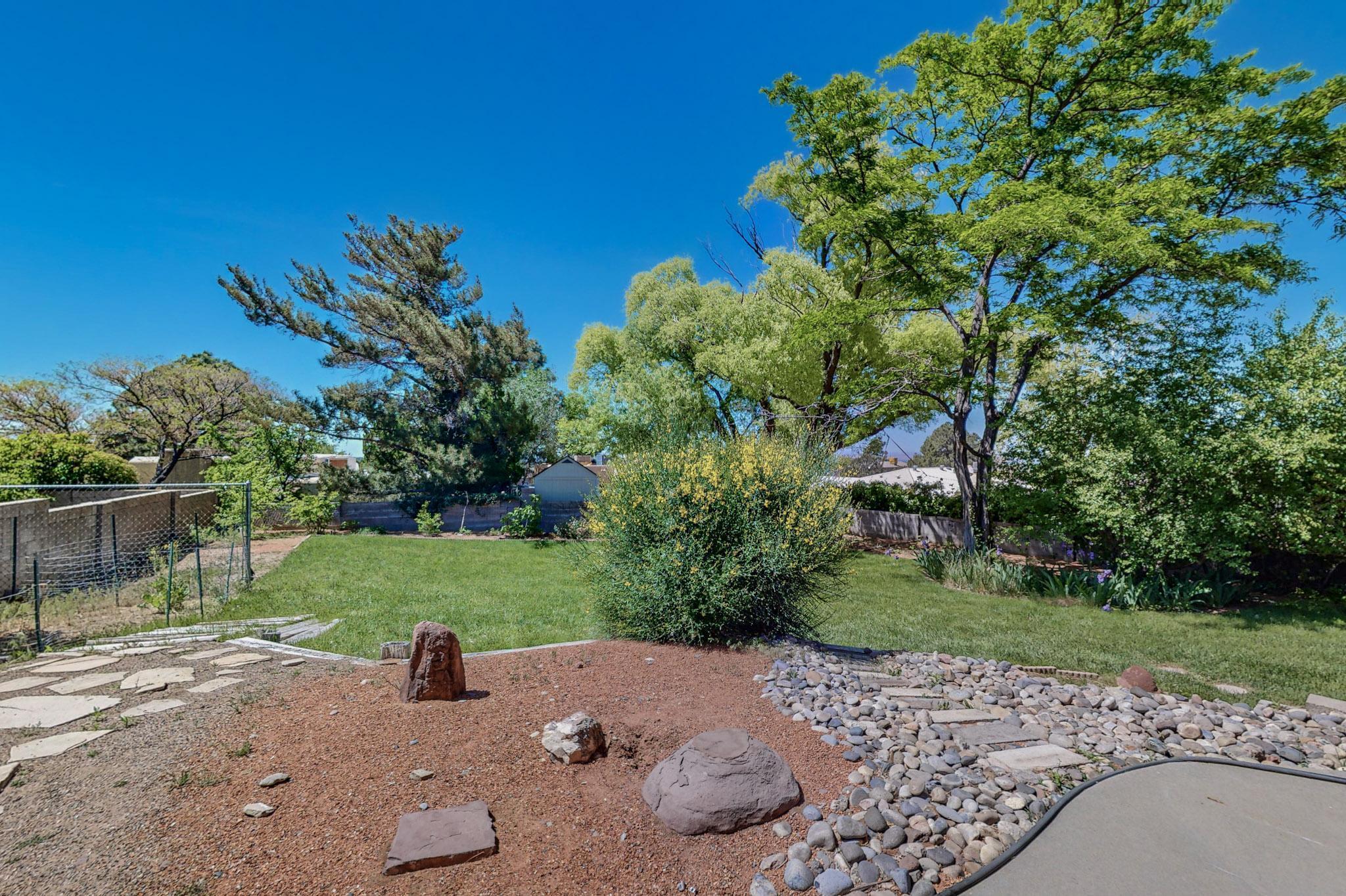 13012 Gray Hills Road NE