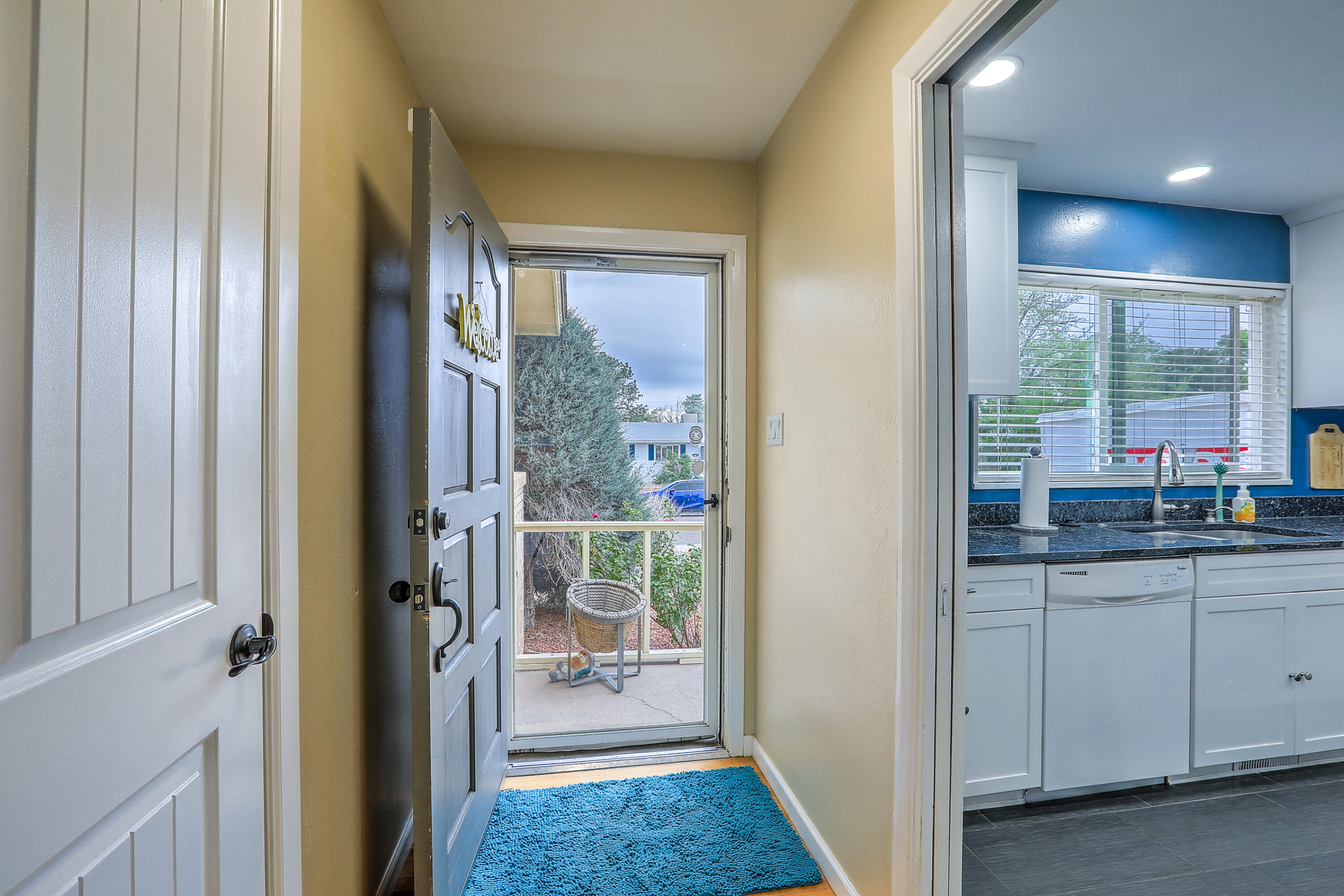 6101 Rogers Avenue NE