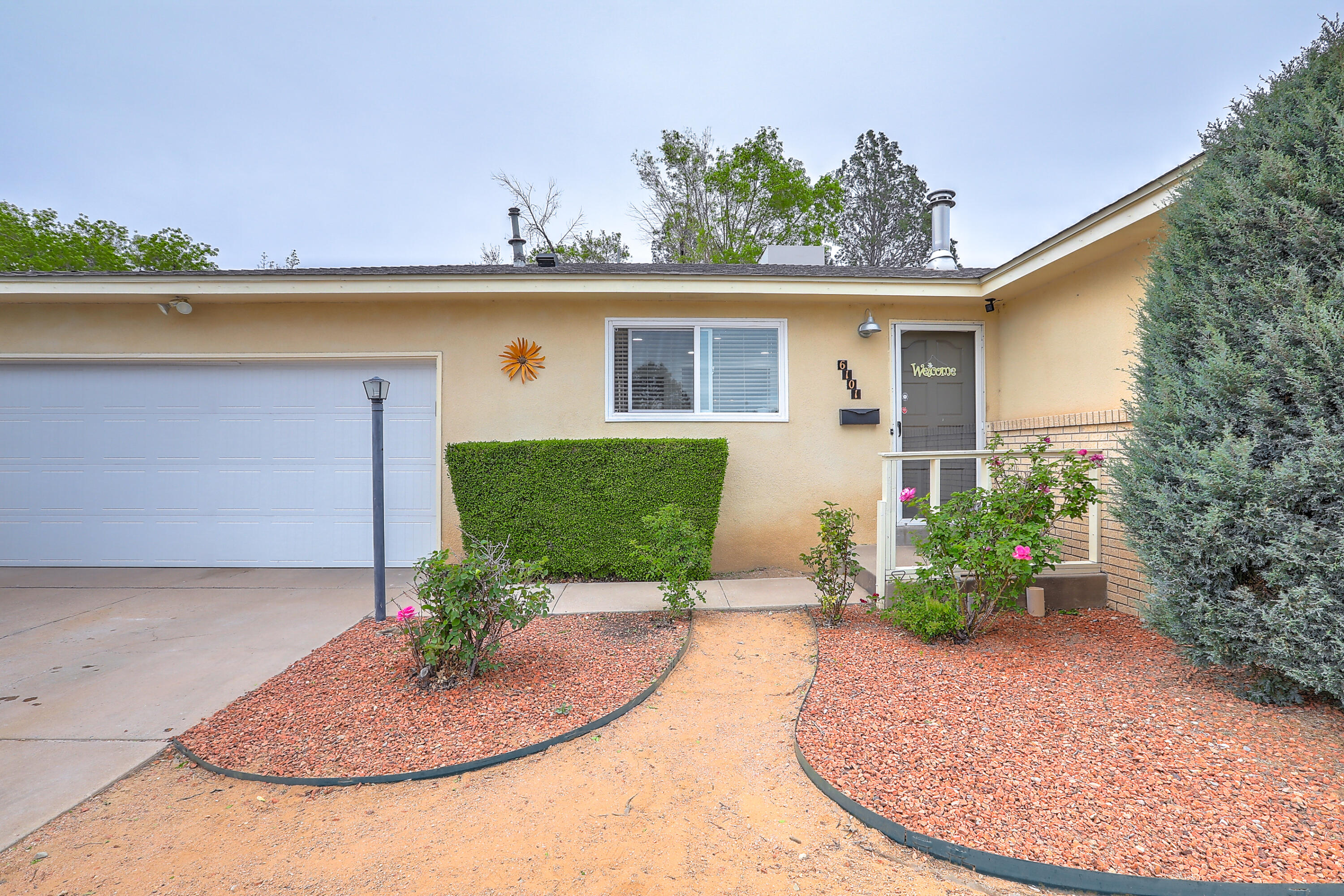 6101 Rogers Avenue NE