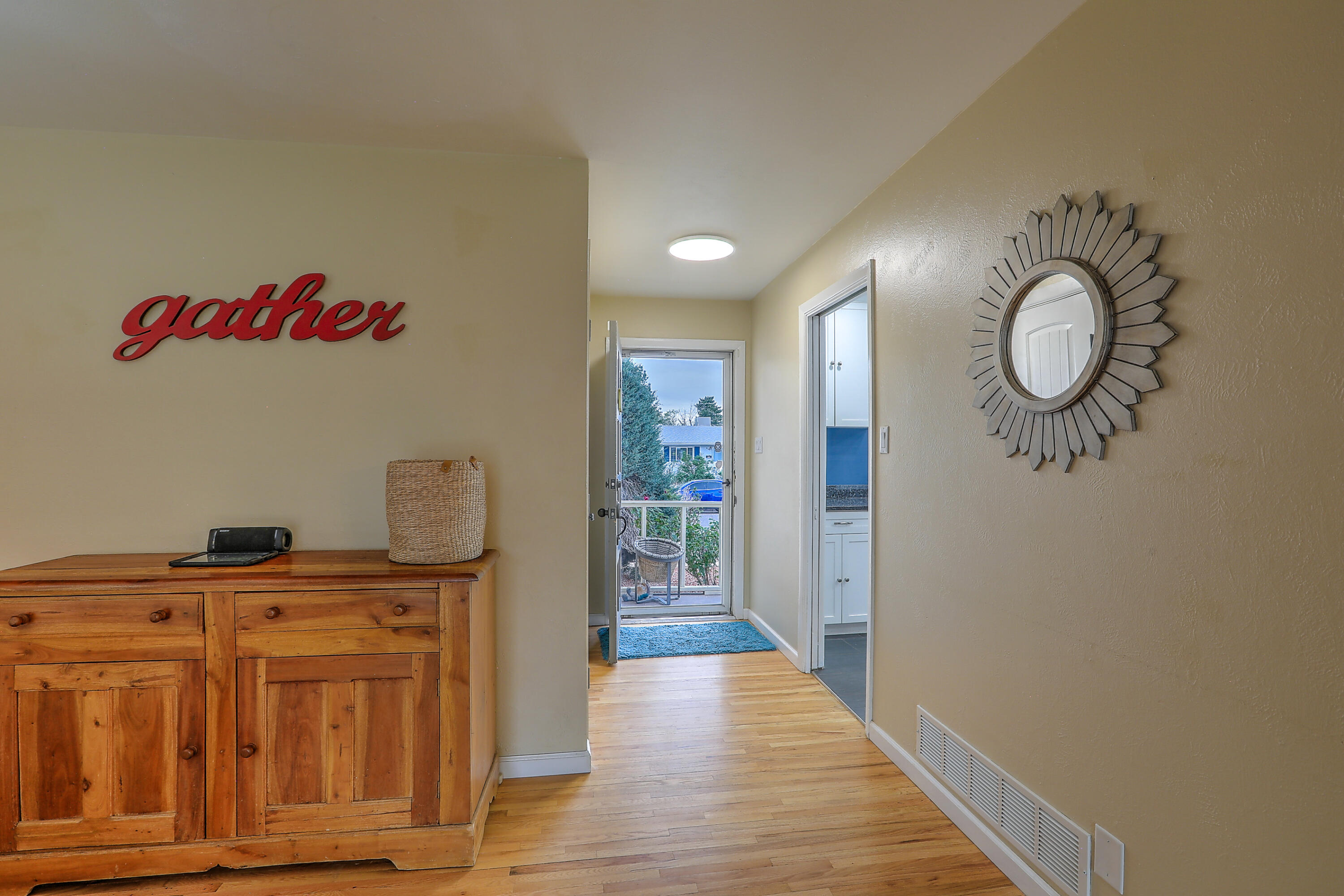 6101 Rogers Avenue NE