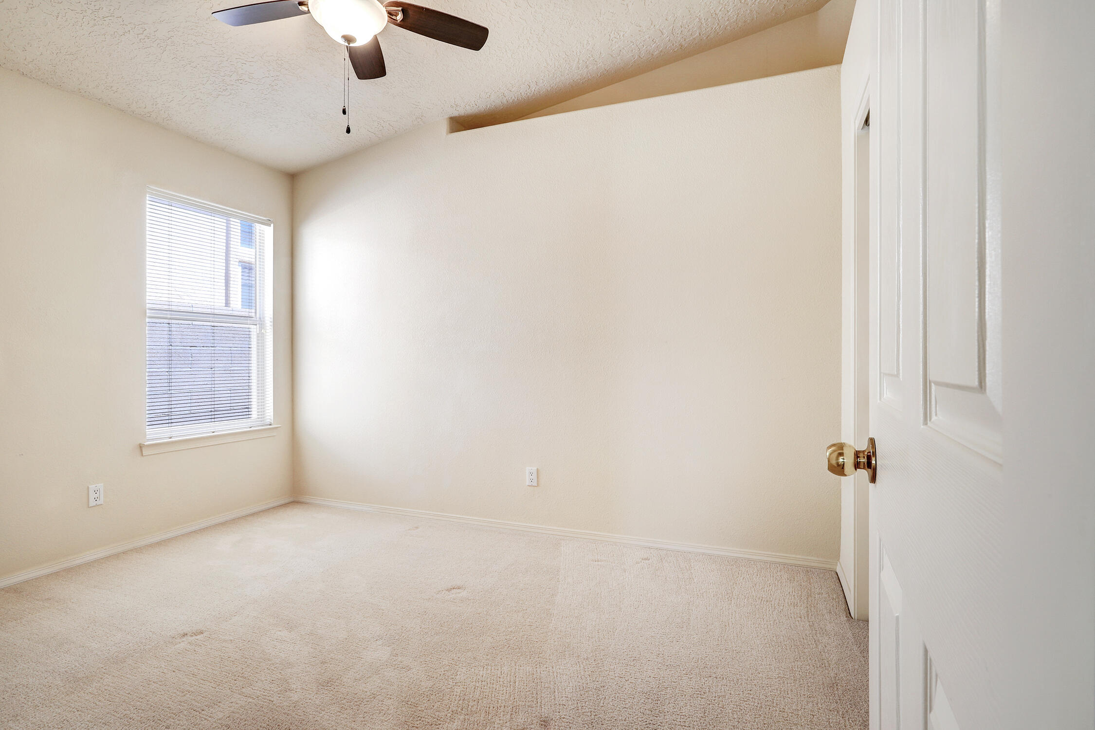 9216 Cactus Trail Road NW