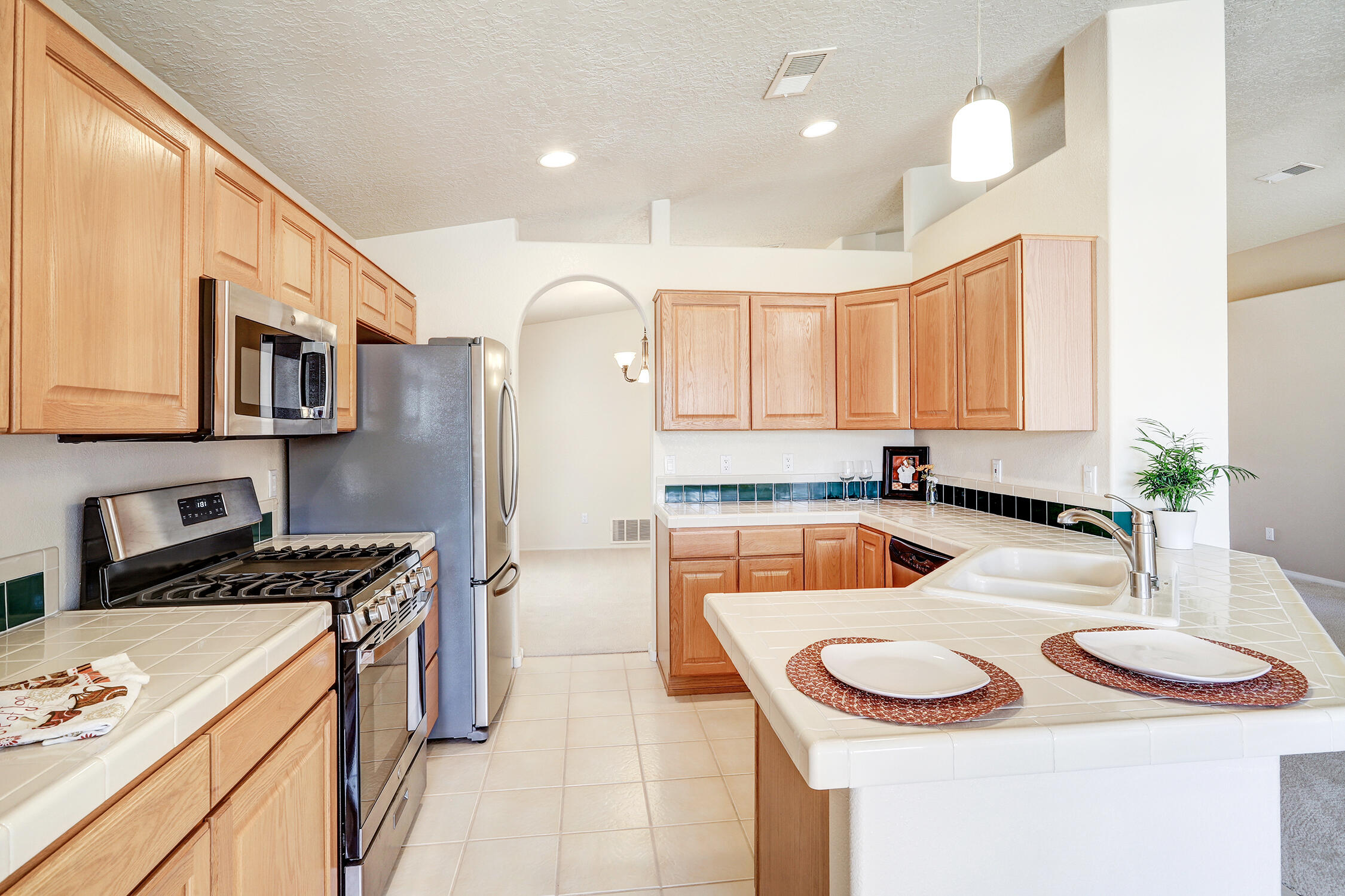 9216 Cactus Trail Road NW