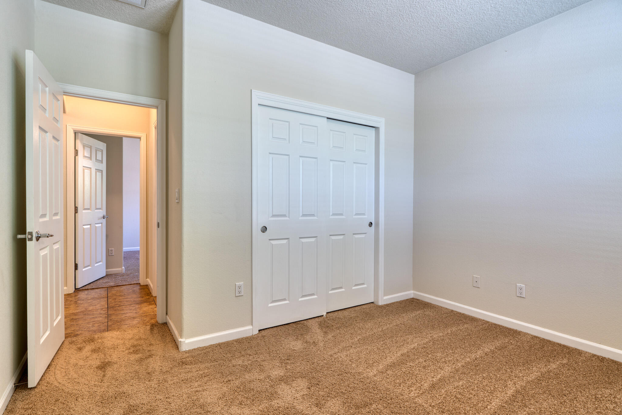 3520 North Pole Loop NE