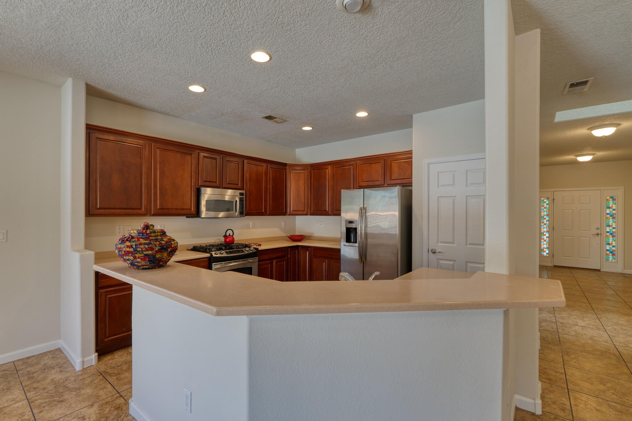 3520 North Pole Loop NE