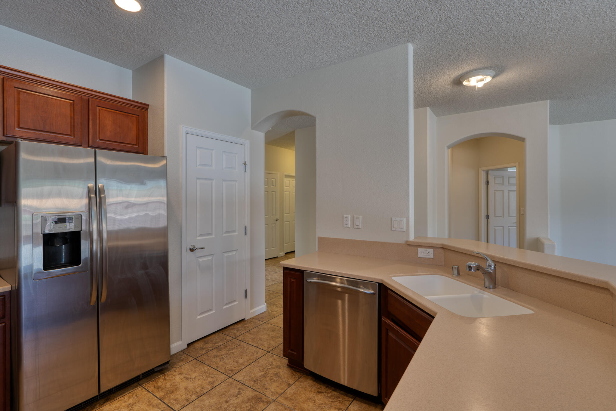 3520 North Pole Loop NE