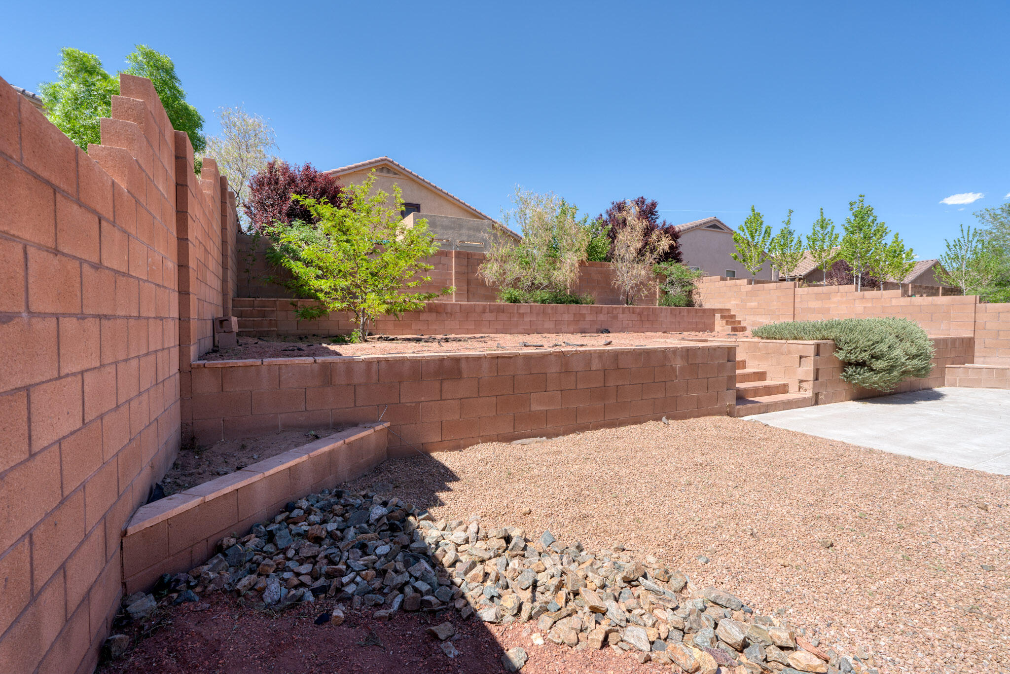 3520 North Pole Loop NE