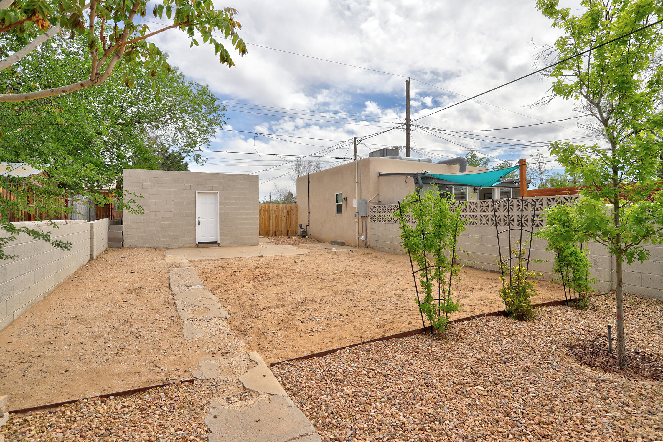 320 Cornell Drive SE