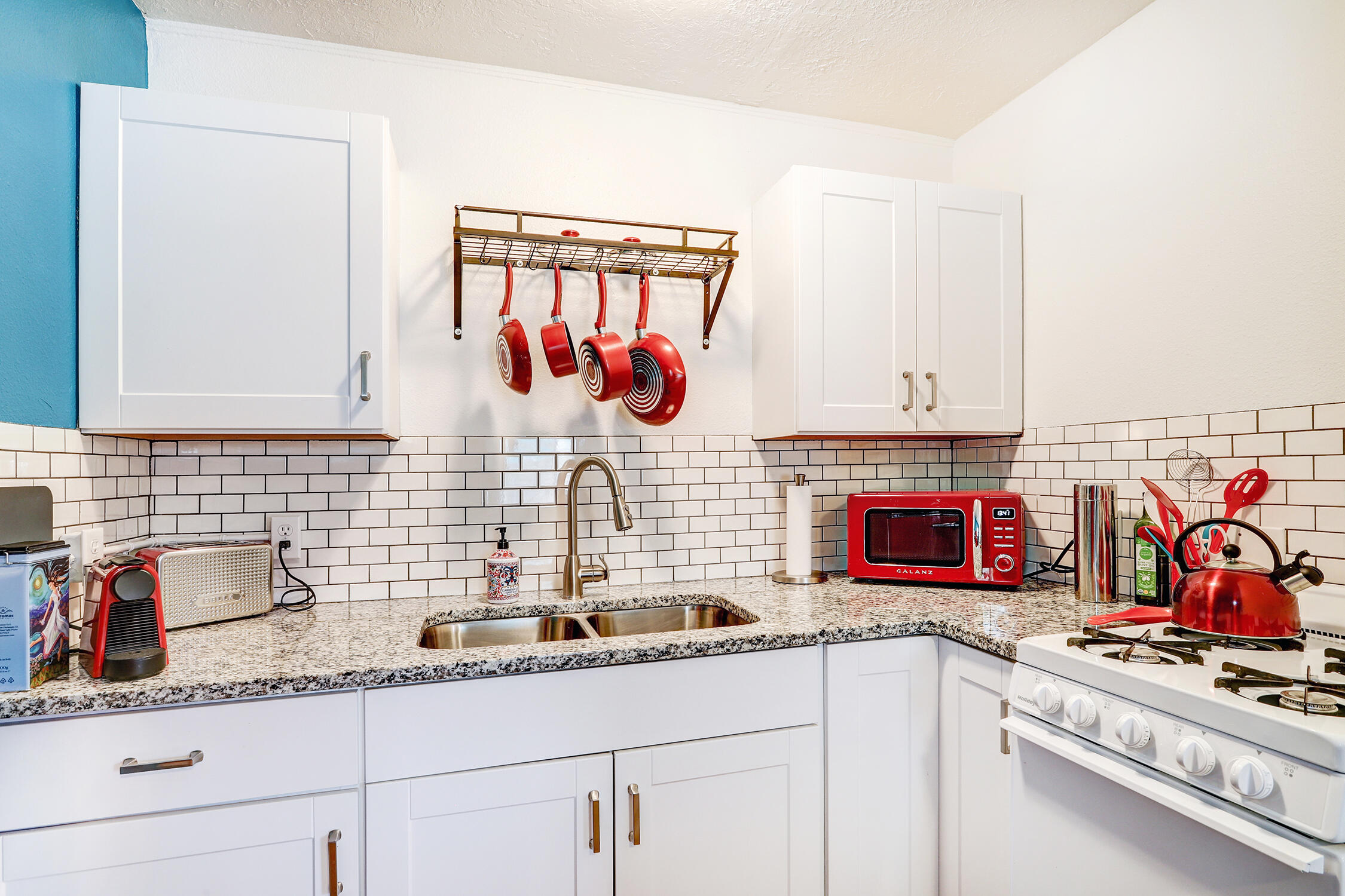 320 Cornell Drive SE