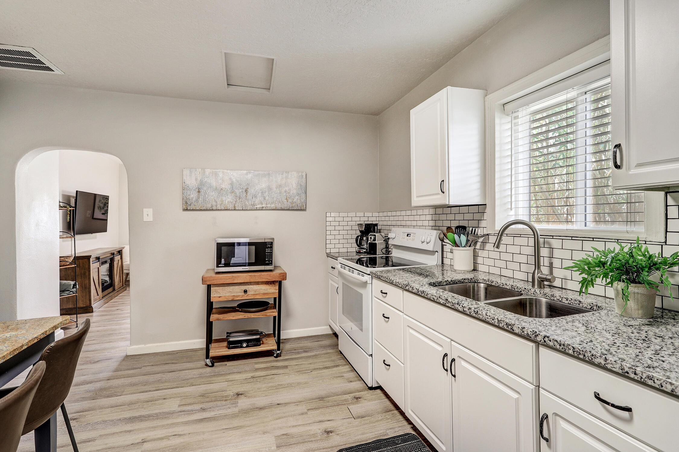 320 Cornell Drive SE