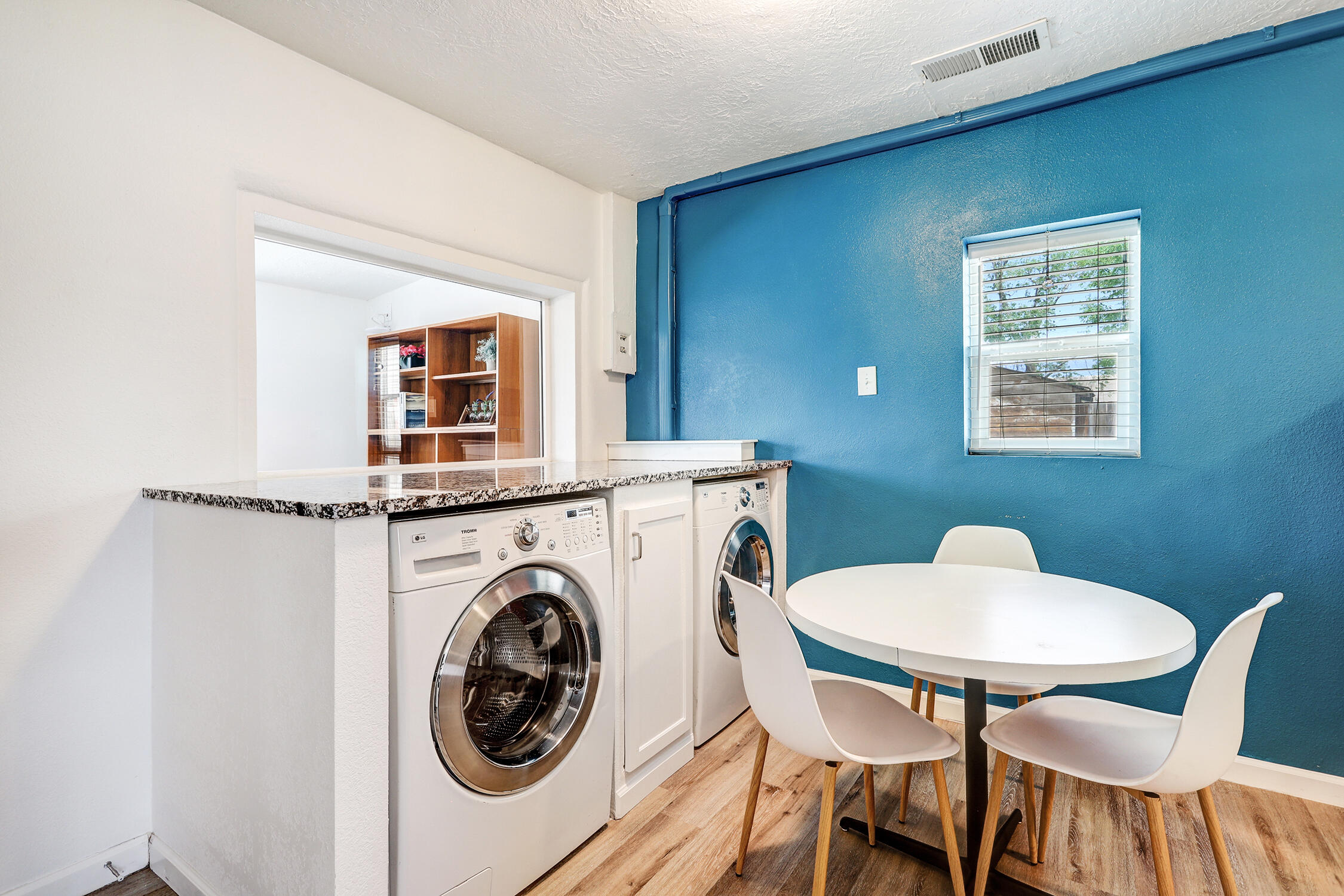 320 Cornell Drive SE