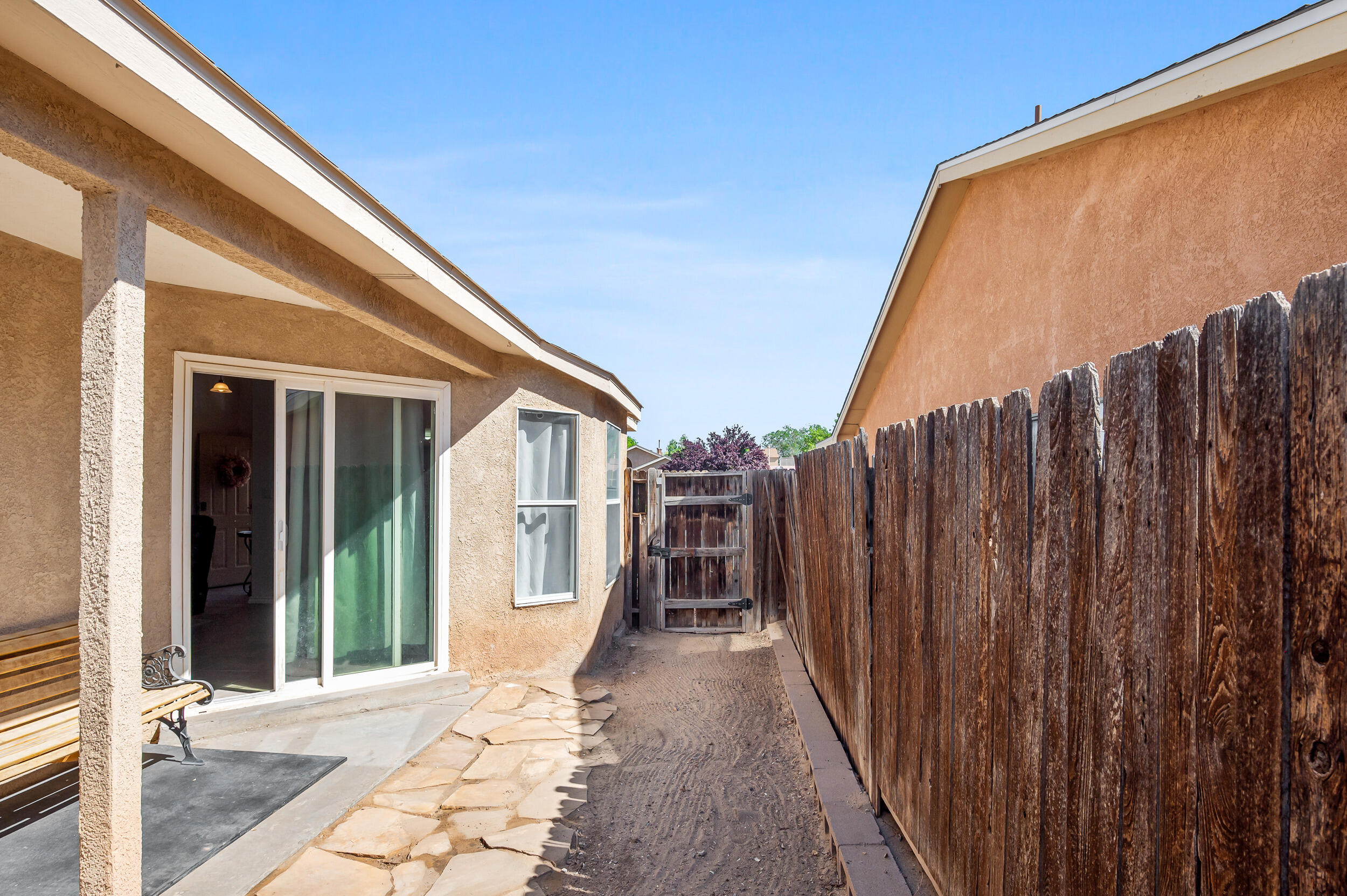 7004 Porlamar Road NW