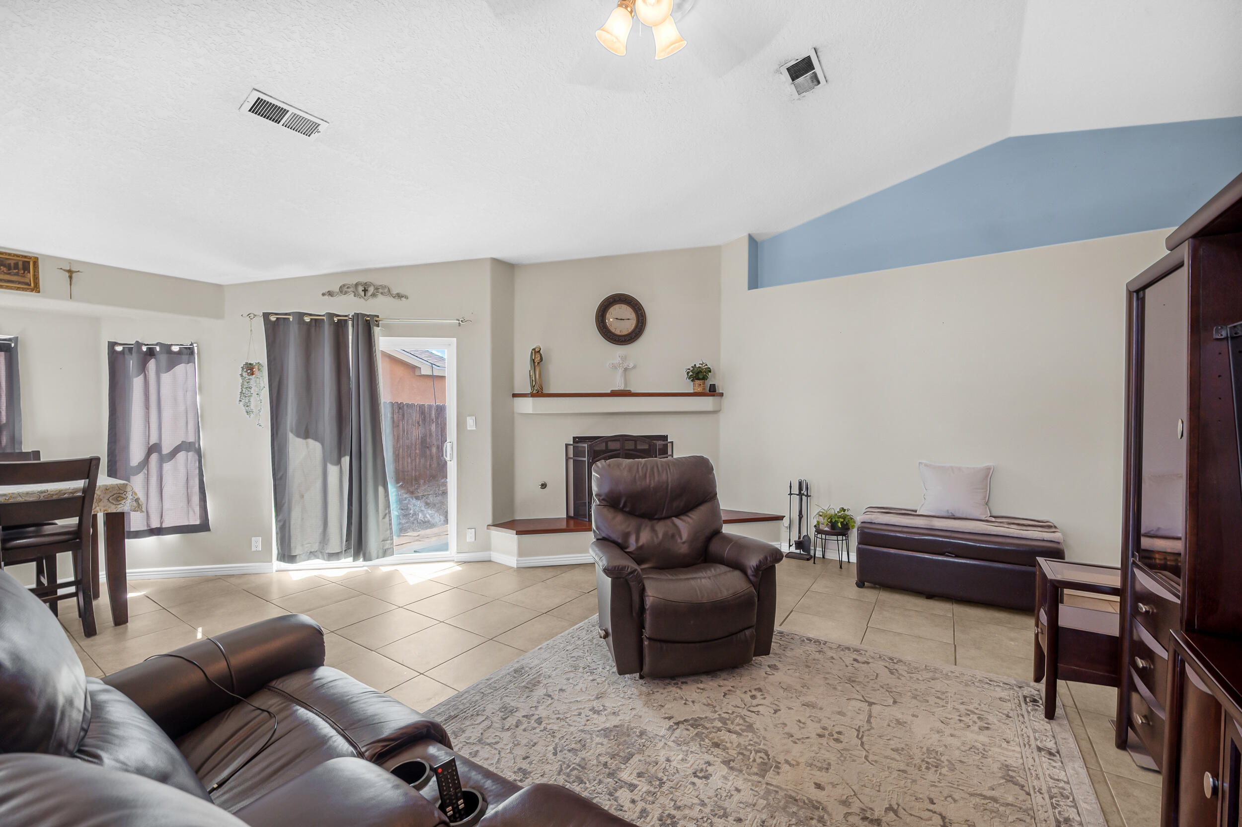 7004 Porlamar Road NW