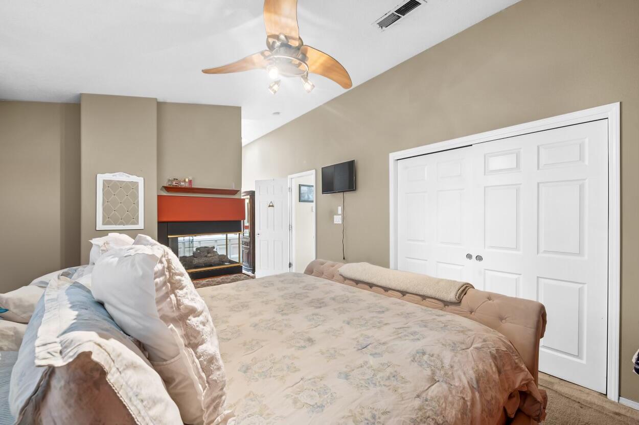 7004 Porlamar Road NW