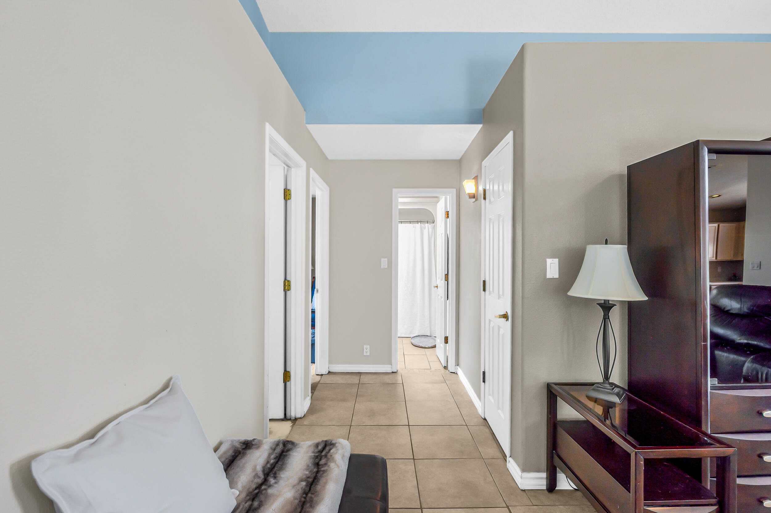 7004 Porlamar Road NW