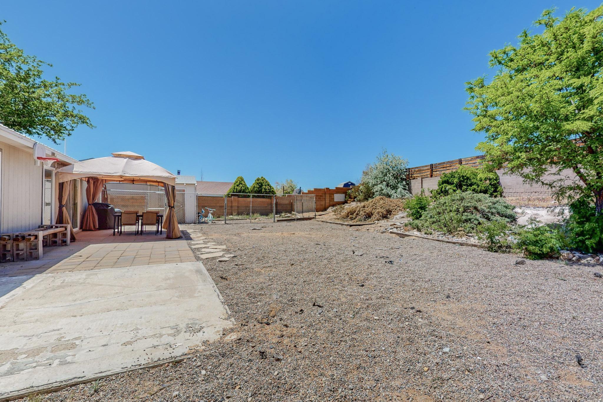 1509 Blackbird Road NE