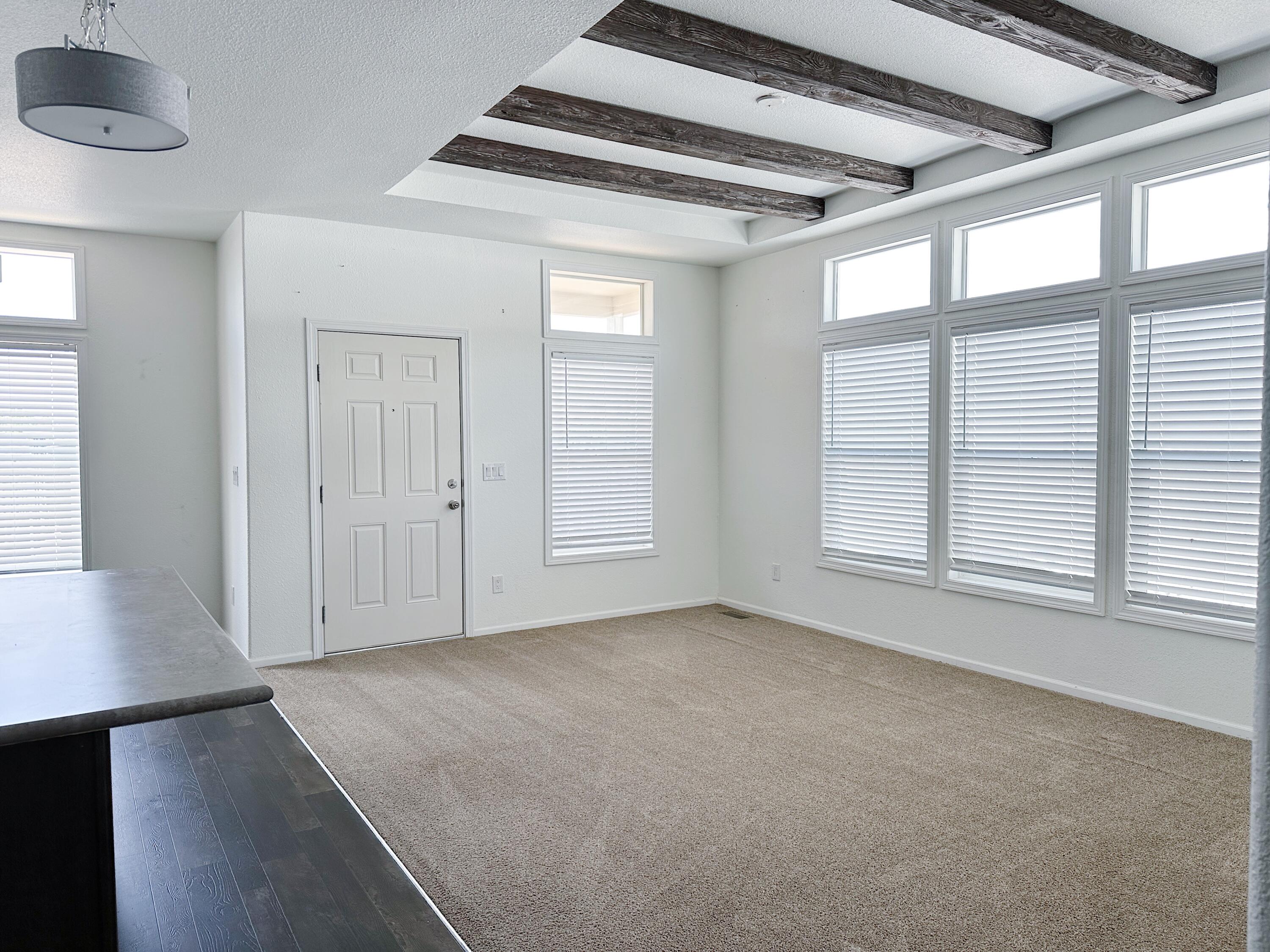 7112 Pan American Fwy East 334 NE