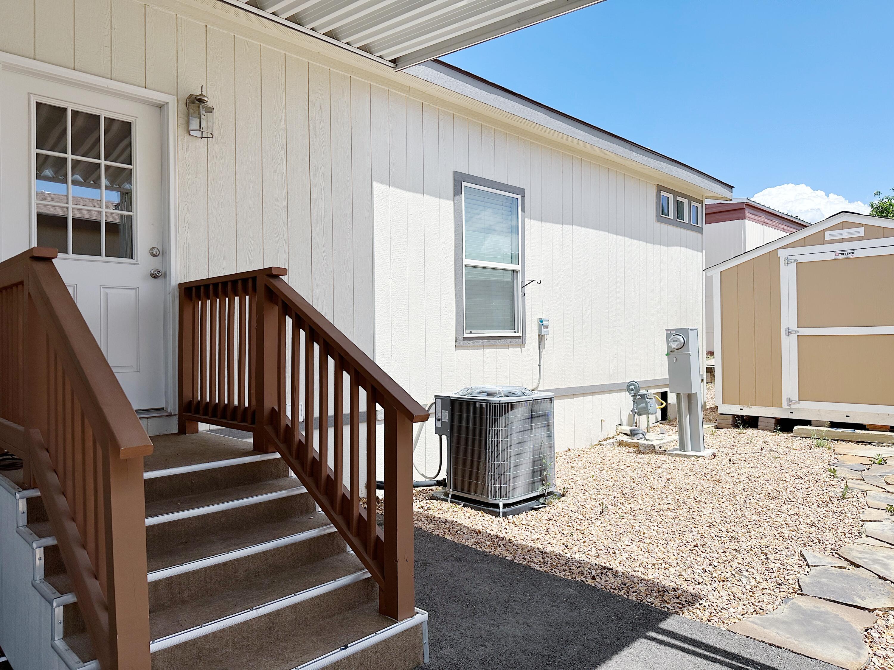 7112 Pan American Fwy East 334 NE