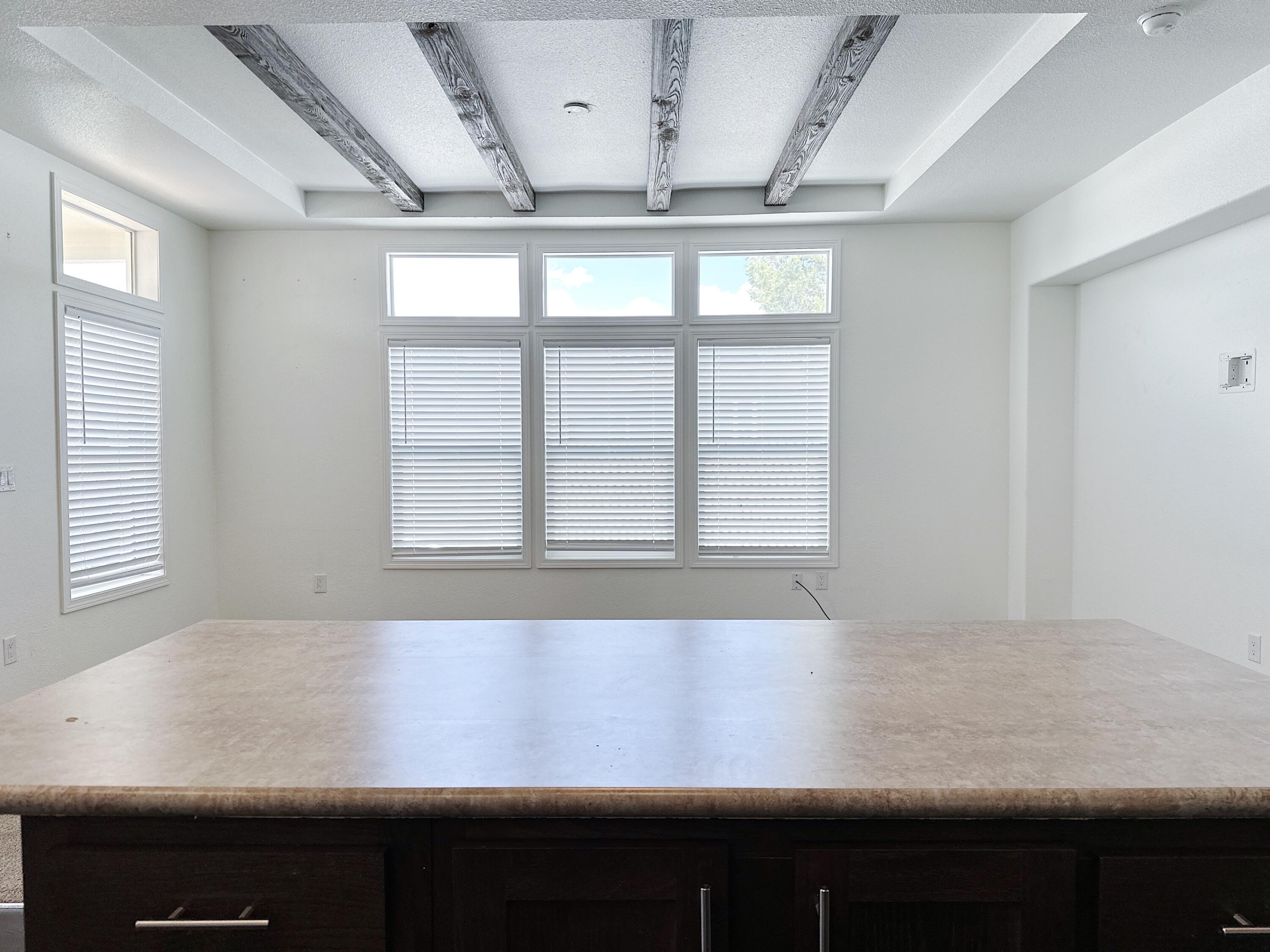 7112 Pan American Fwy East 334 NE