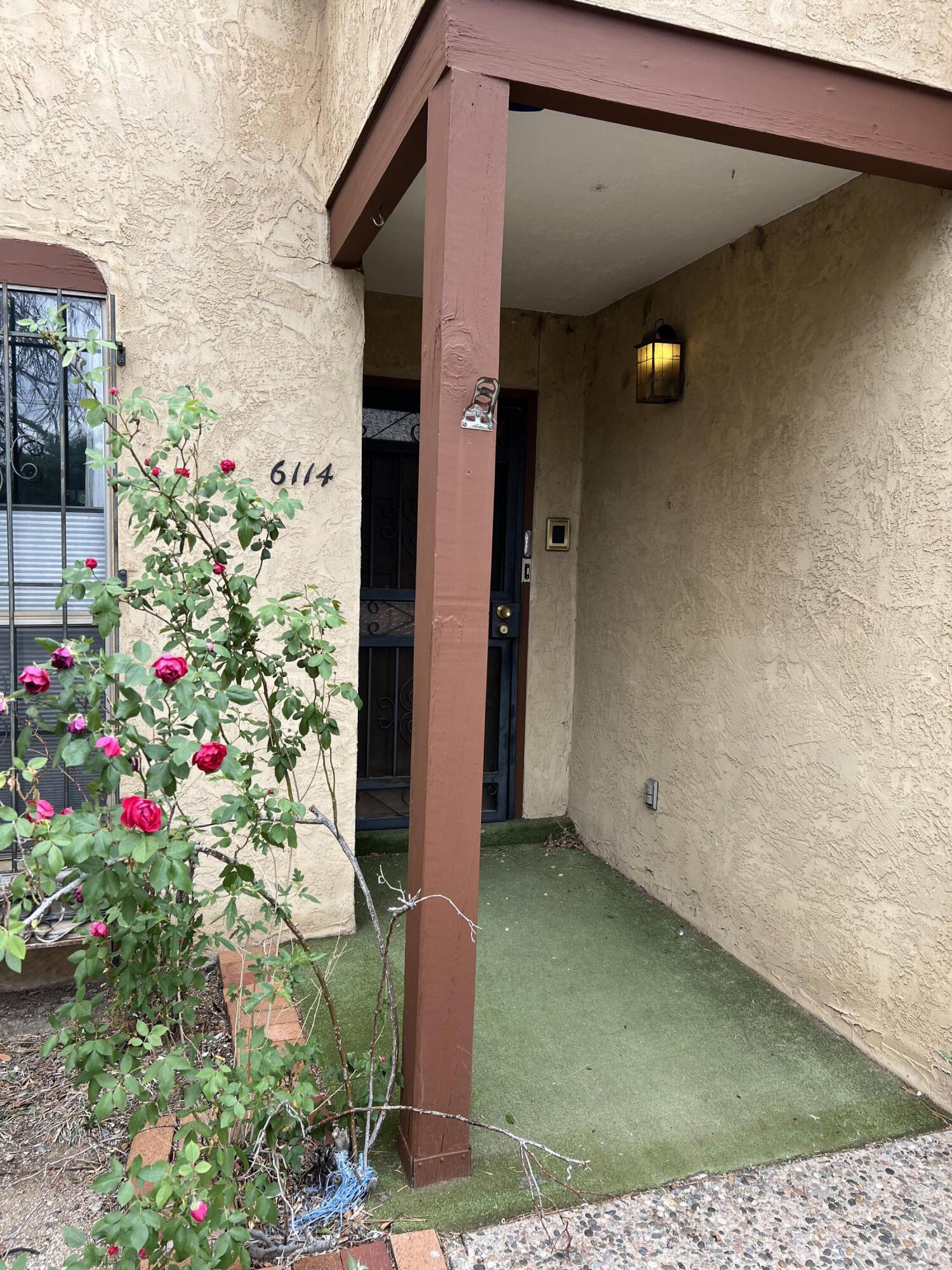 6114 Gibson Boulevard SE