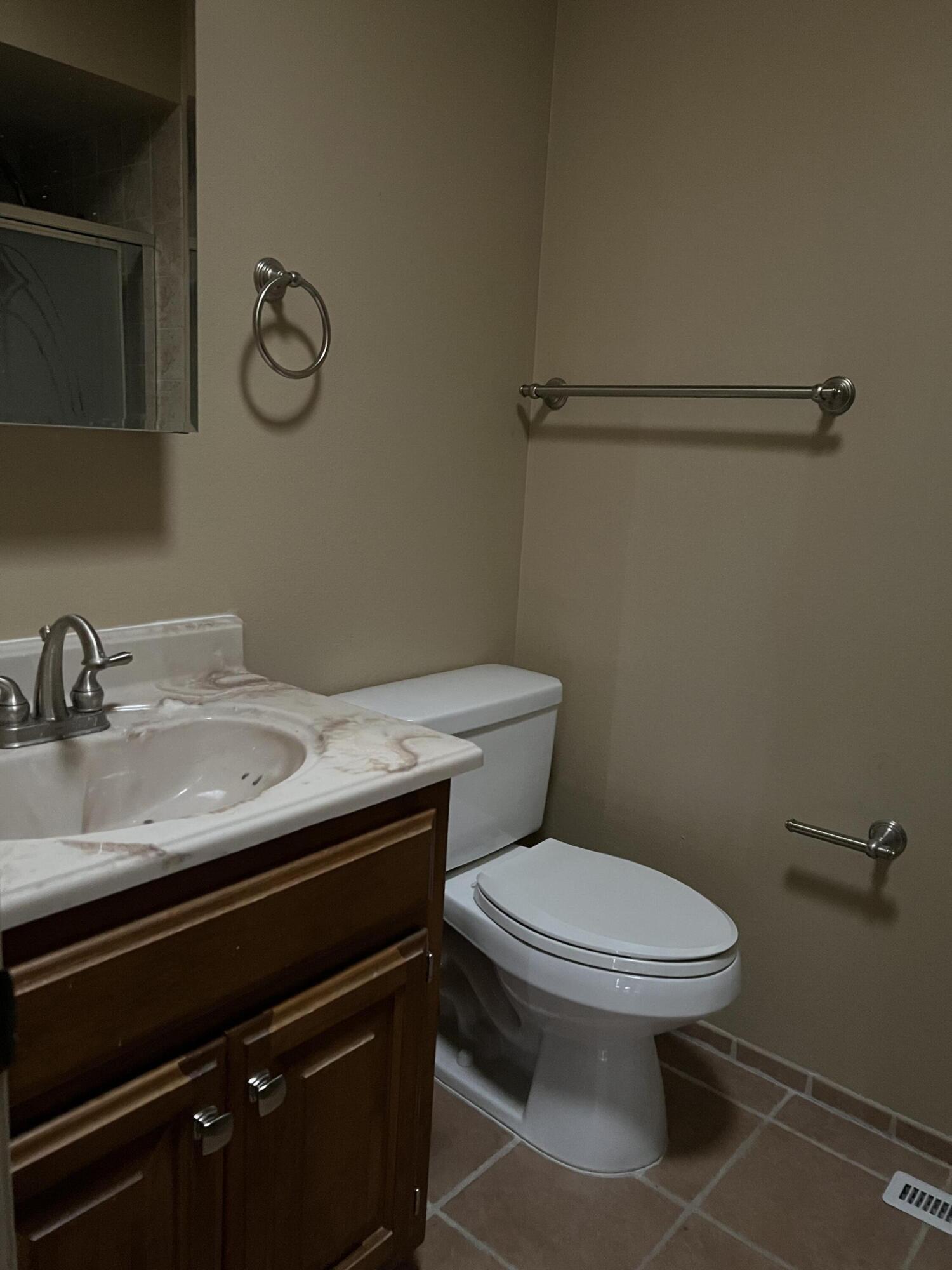 6114 Gibson Boulevard SE