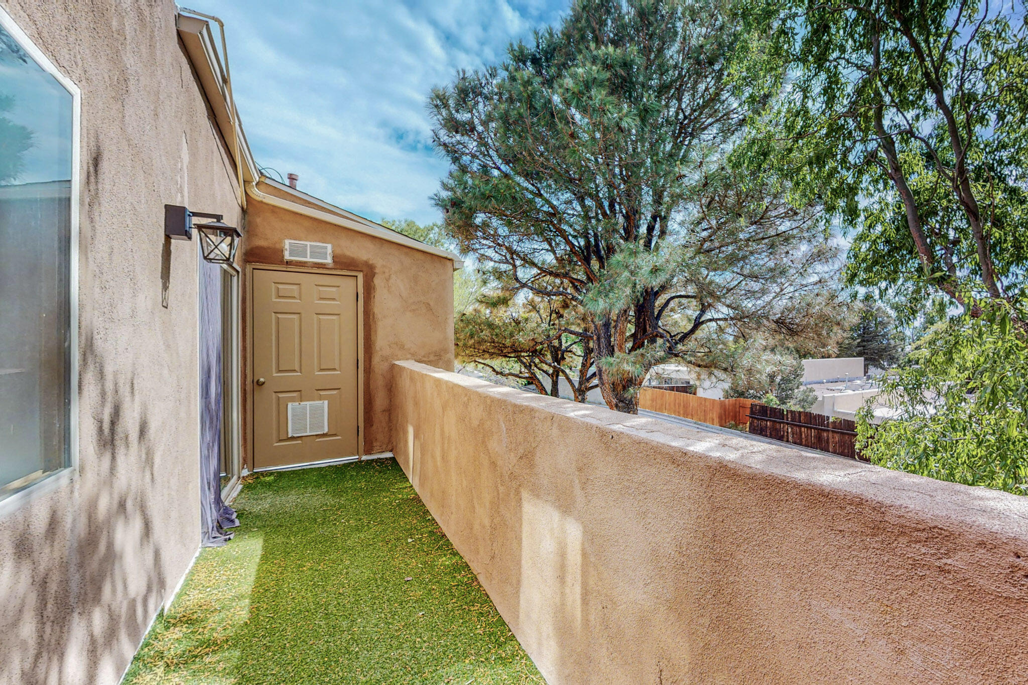 13166 Candelaria Road NE