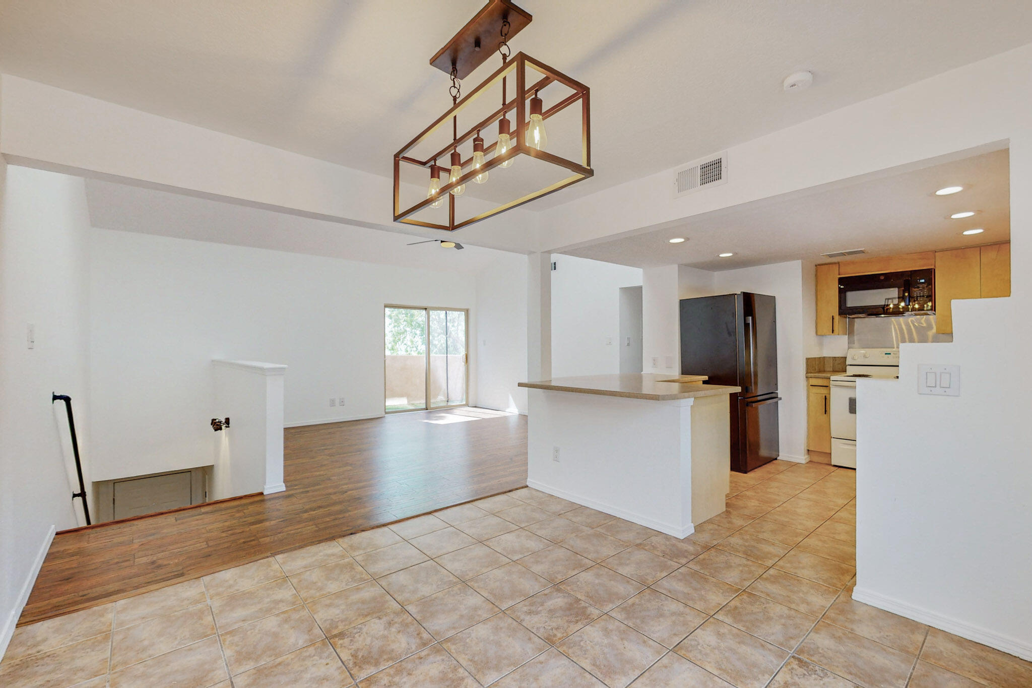 13166 Candelaria Road NE