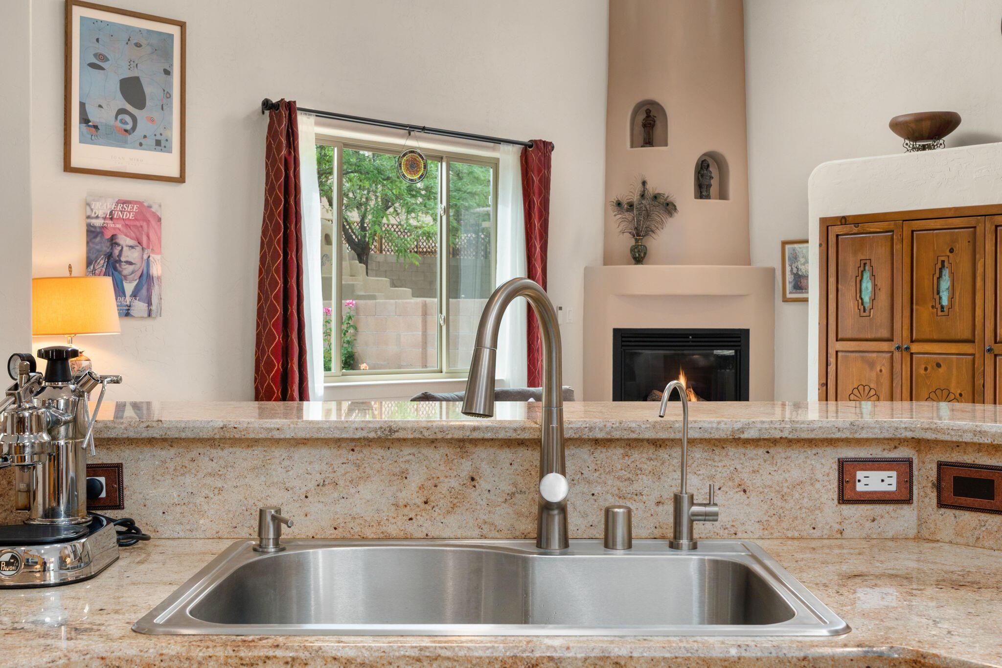 6205 Whiteman Drive NW