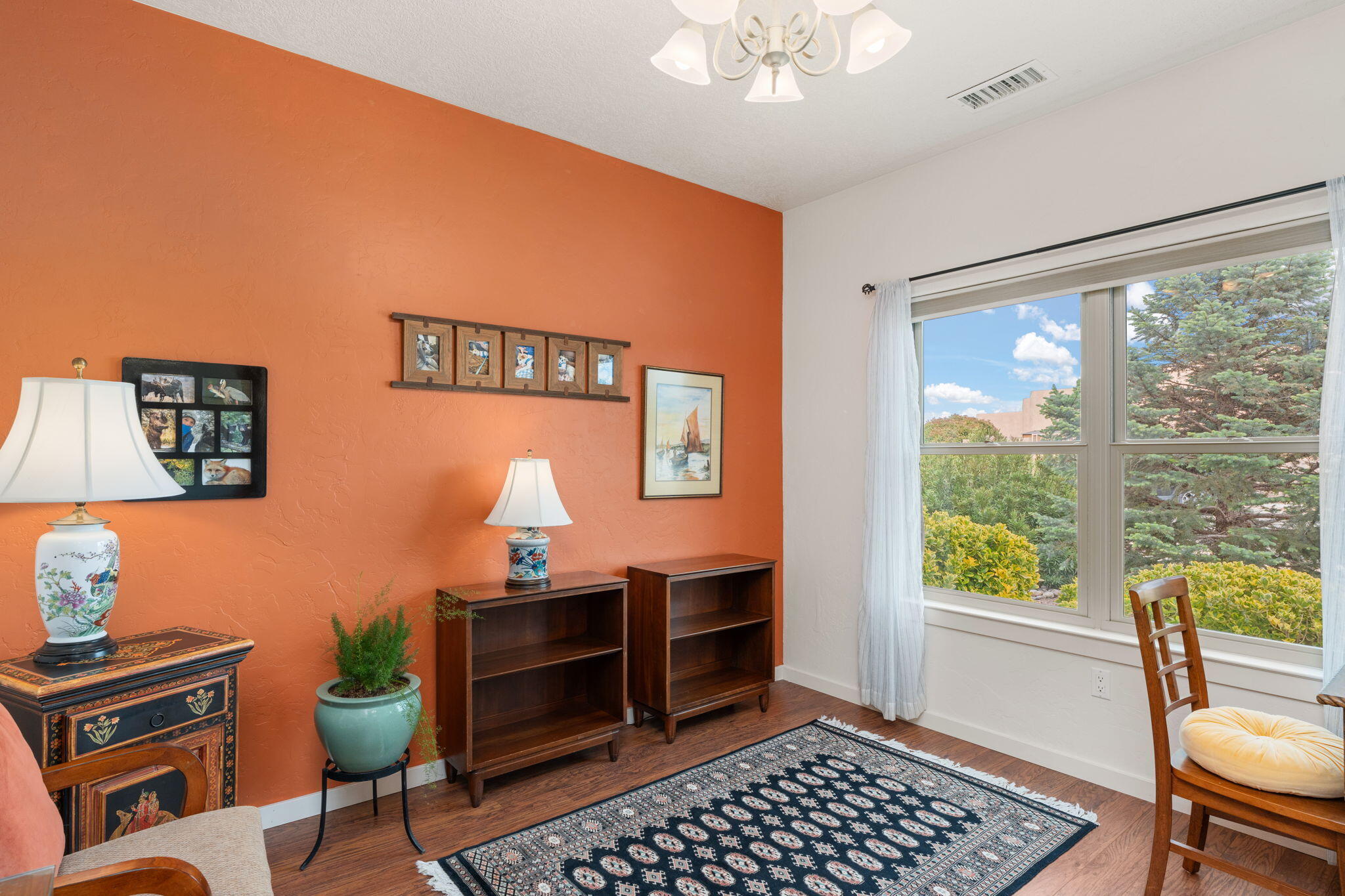 6205 Whiteman Drive NW