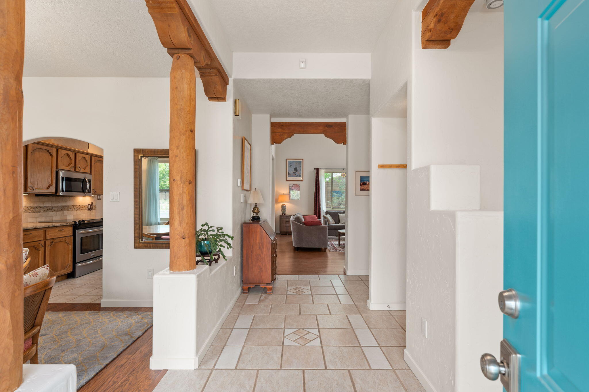 6205 Whiteman Drive NW