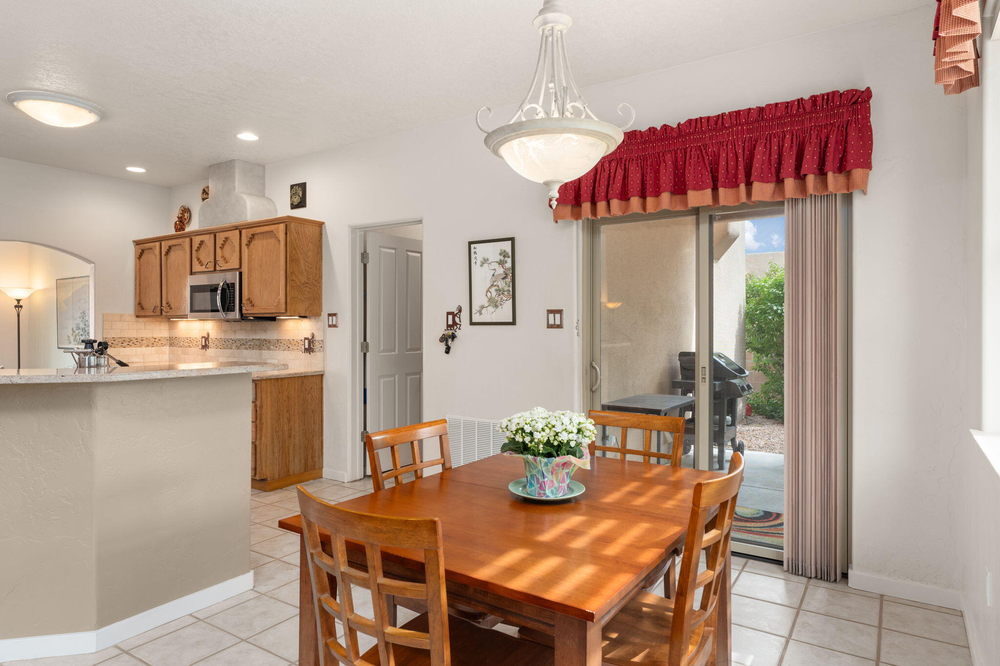 6205 Whiteman Drive NW