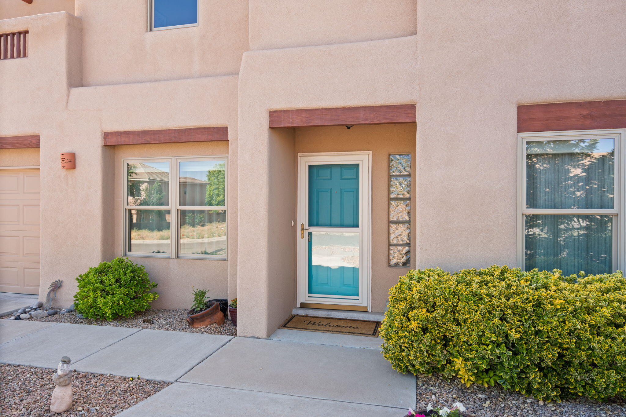 6205 Whiteman Drive NW