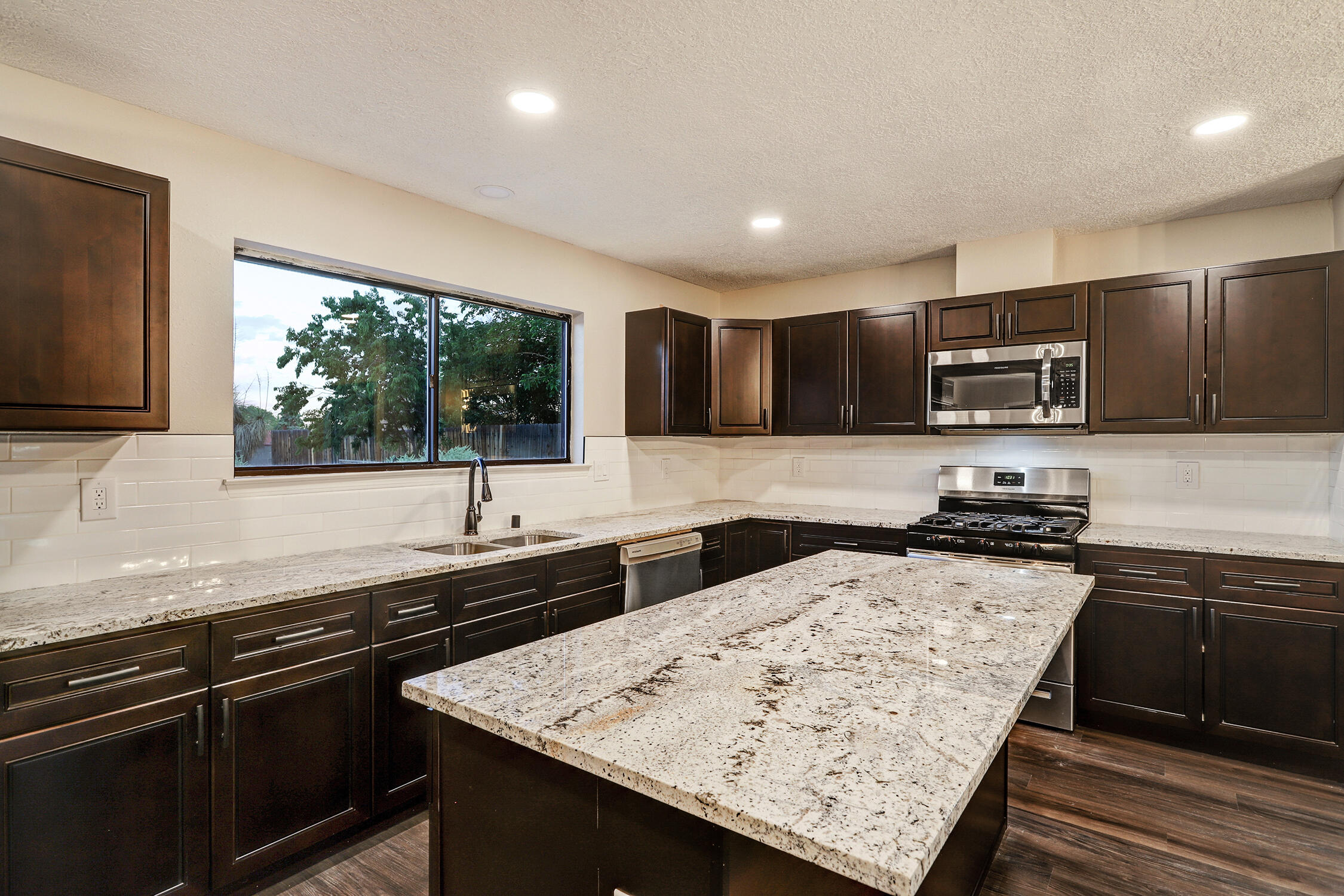 3608 St Andrews Drive SE