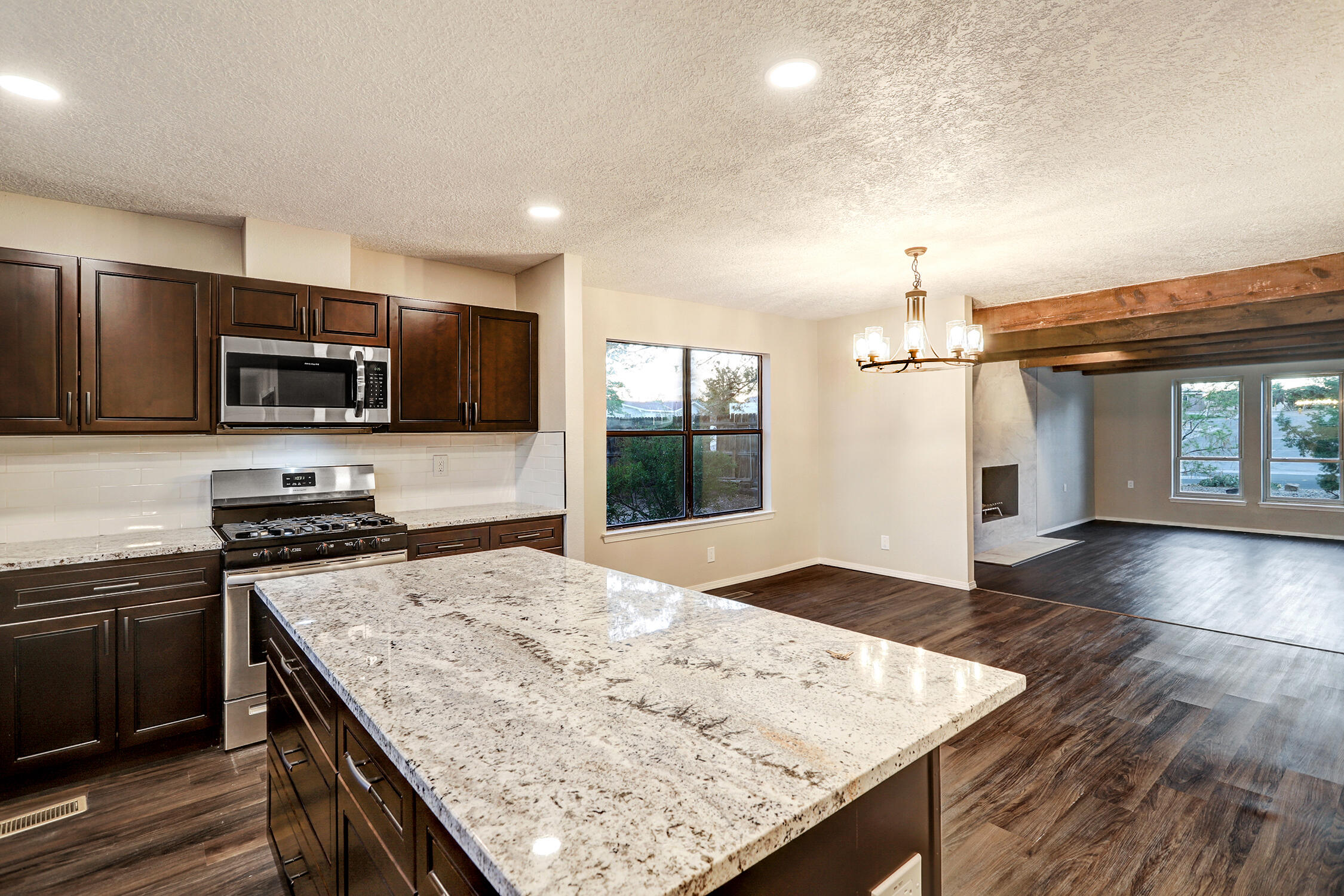 3608 St Andrews Drive SE