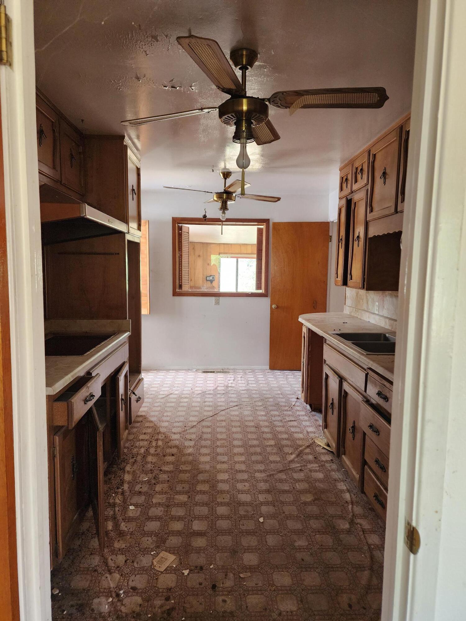 3209 Valley Haven Court NW