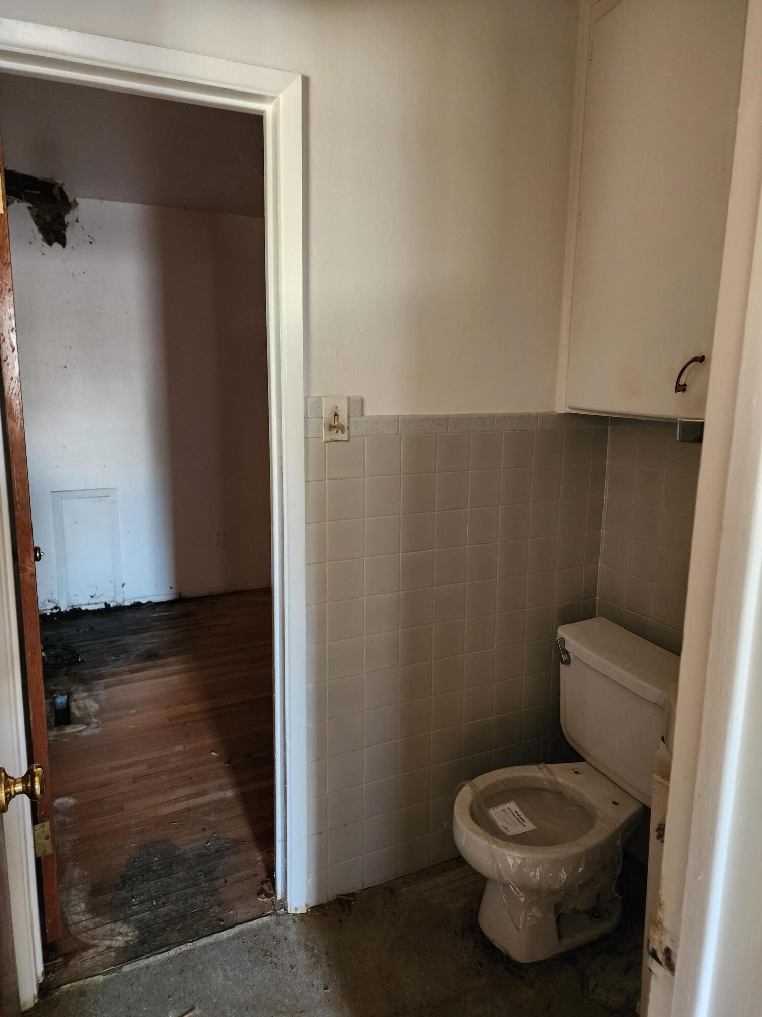 3209 Valley Haven Court NW