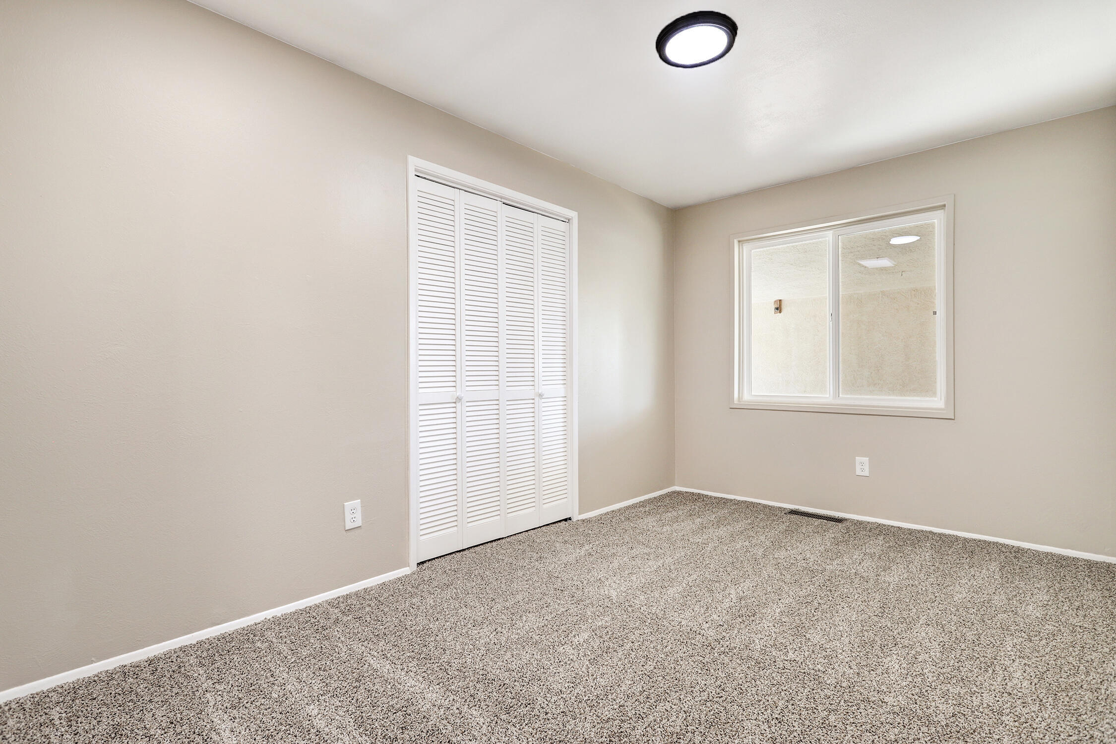 1025 Indiana Street SE