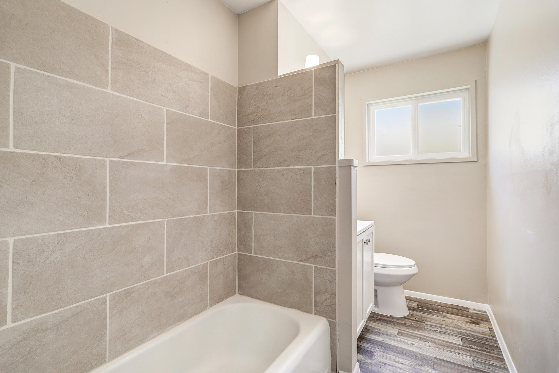 1025 Indiana Street SE