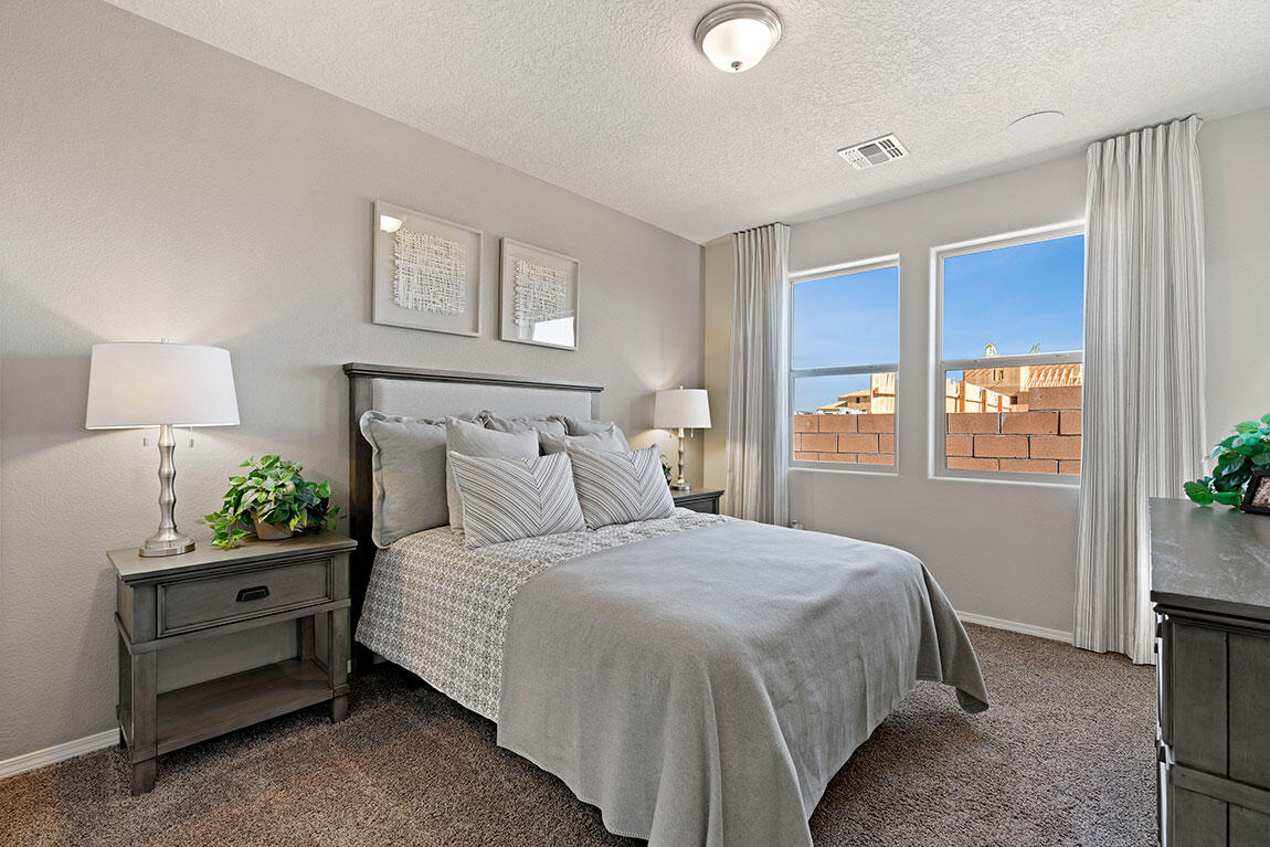 10812 Sabino Loop SW