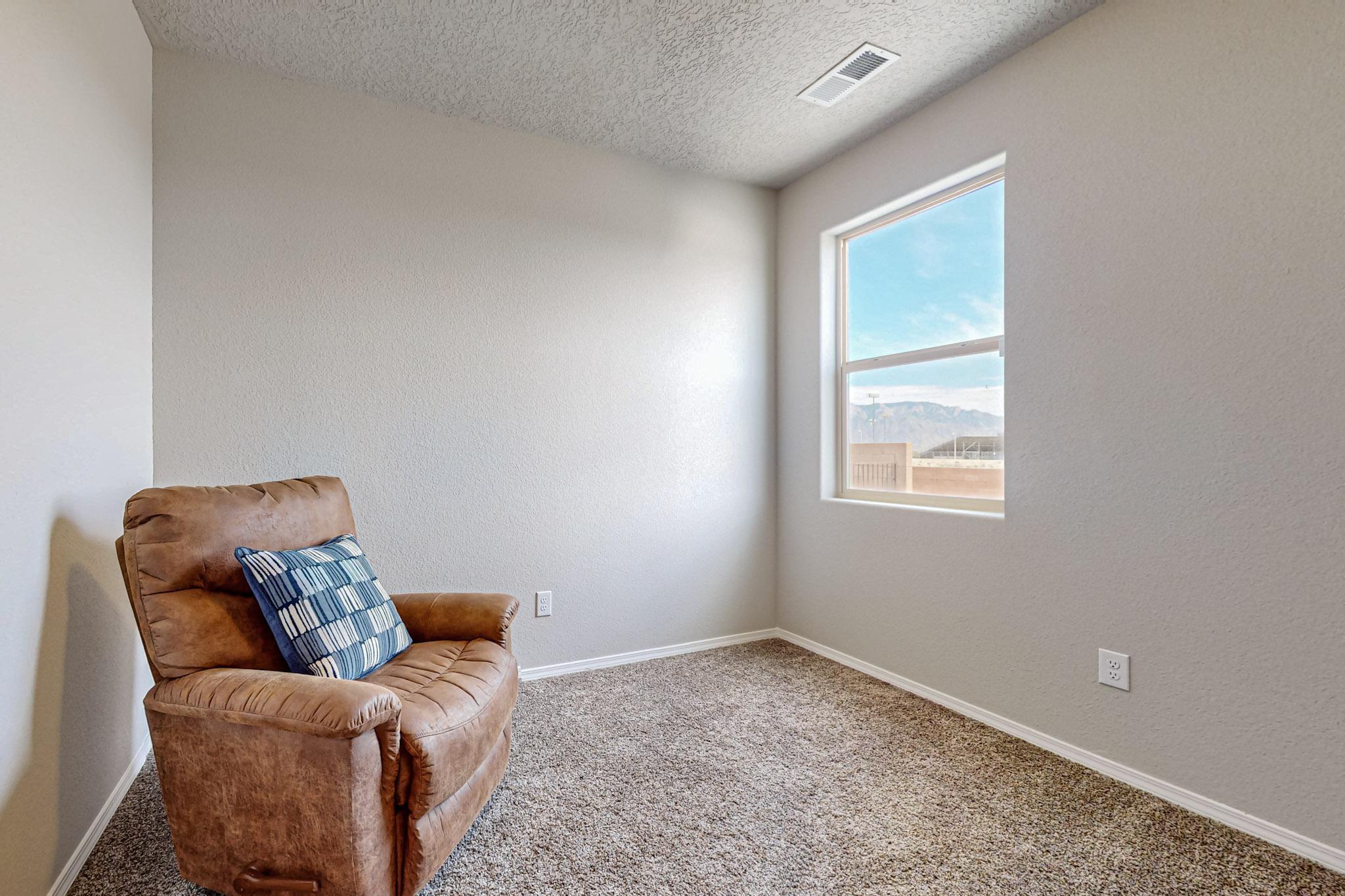 4441 Skyline Loop NE