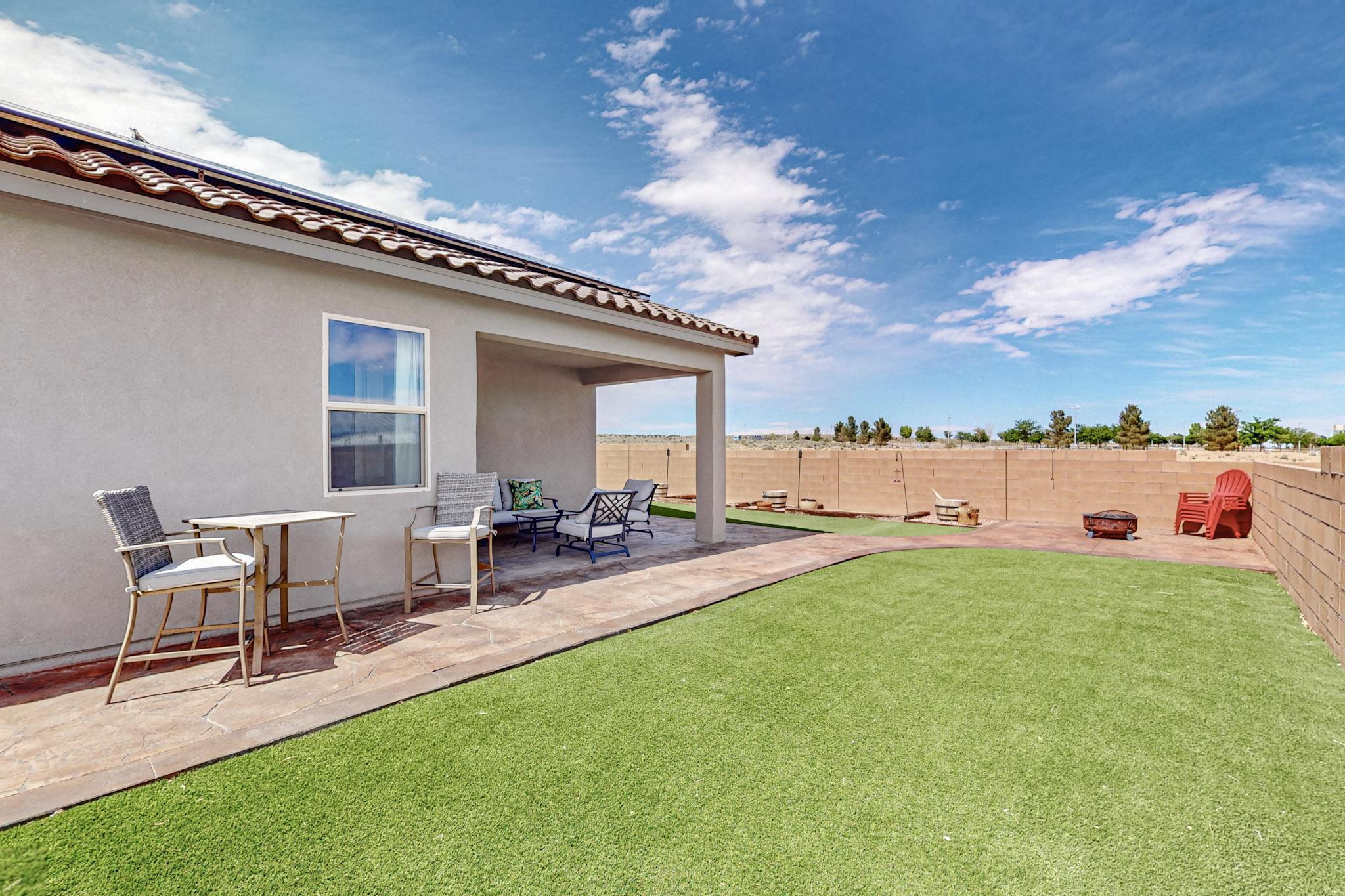 4441 Skyline Loop NE