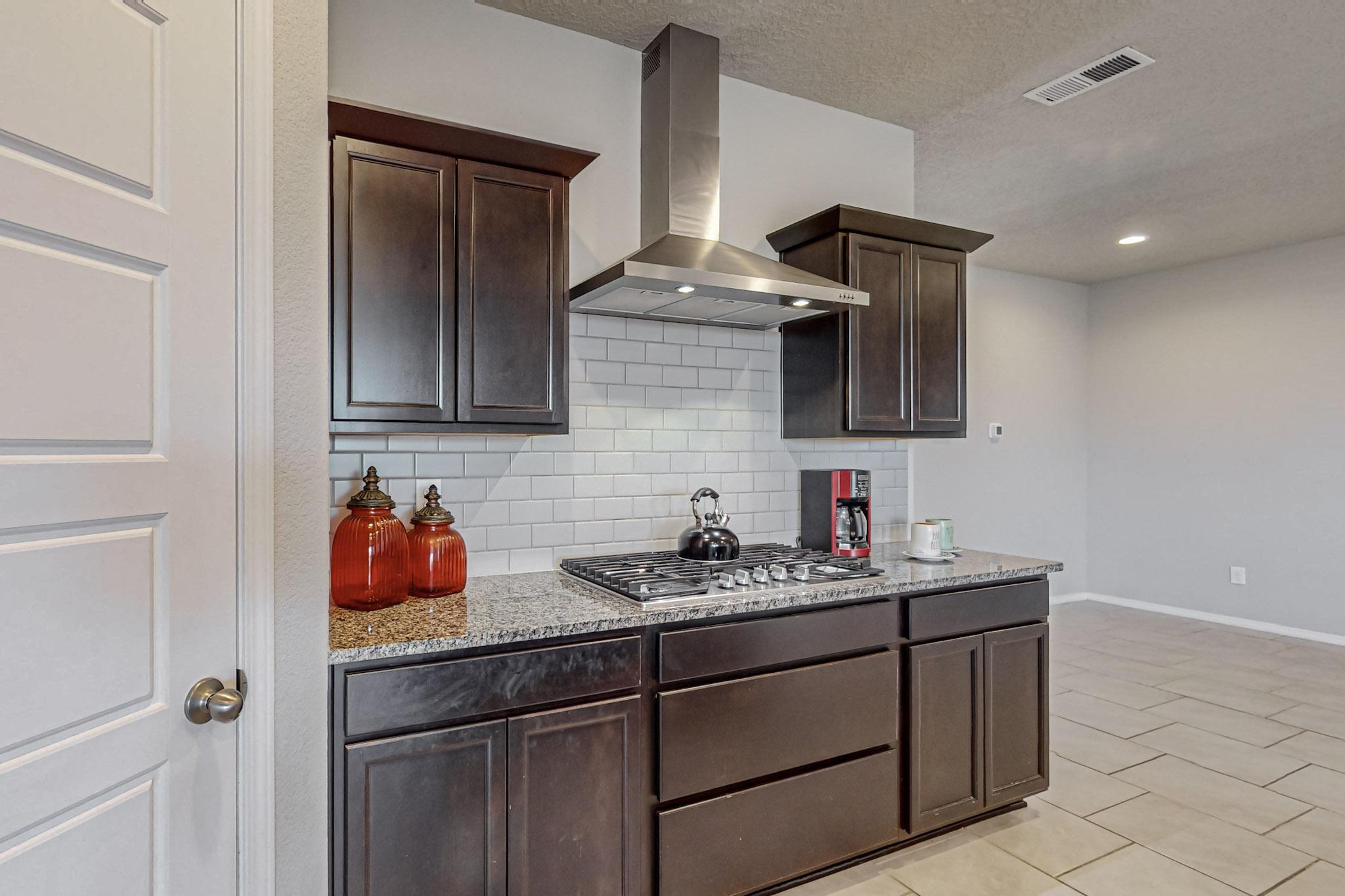 4441 Skyline Loop NE