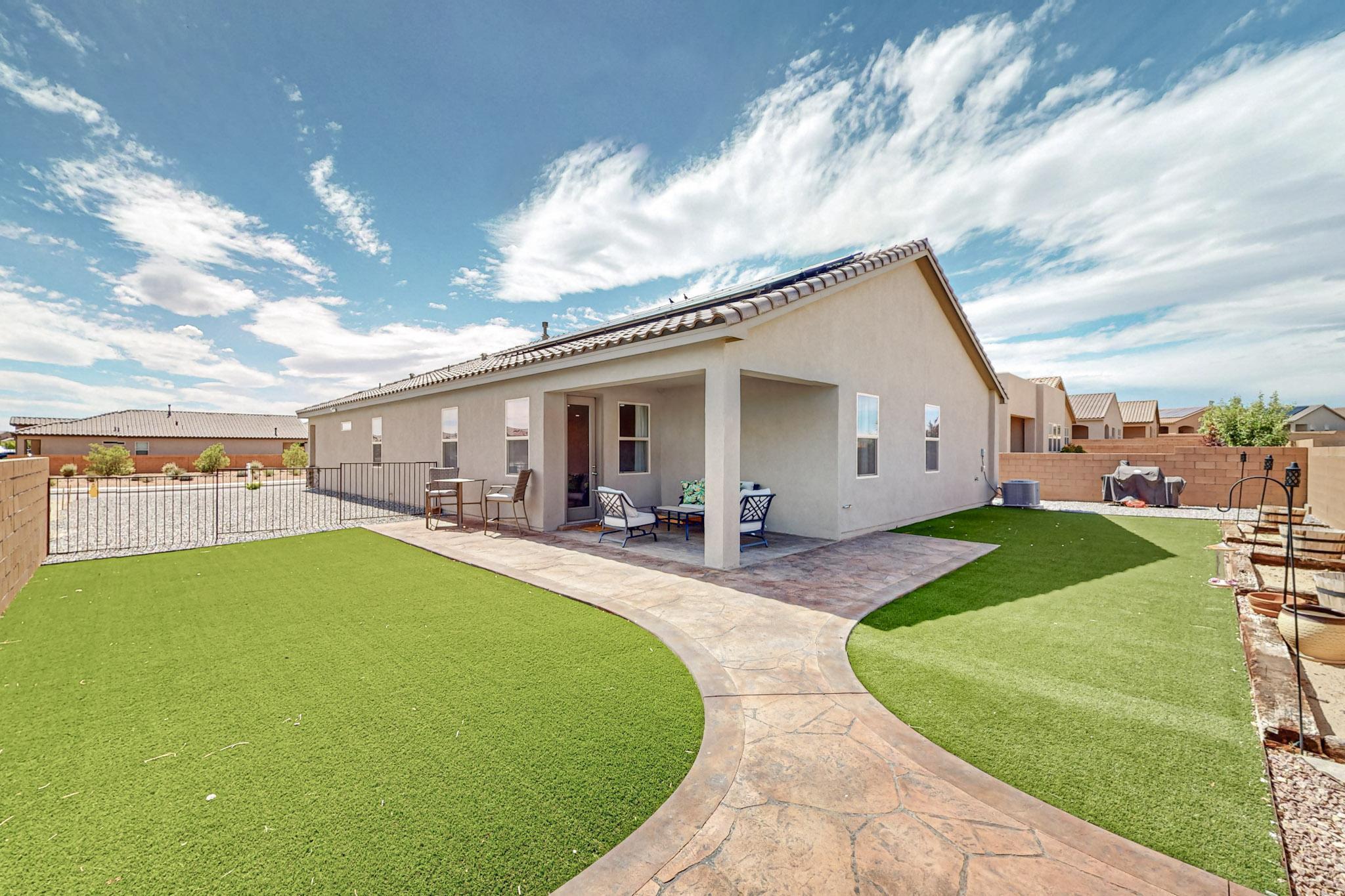 4441 Skyline Loop NE