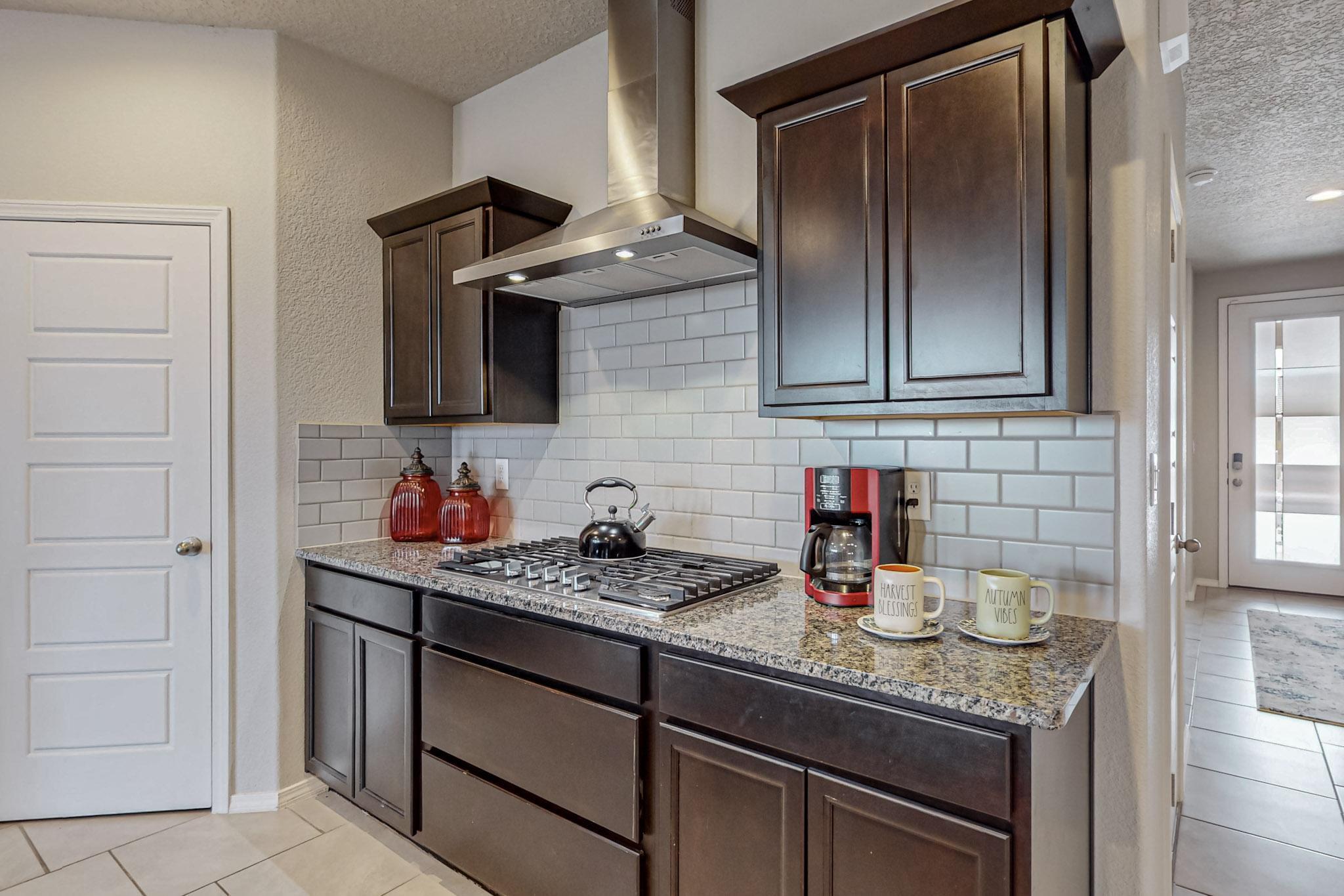 4441 Skyline Loop NE