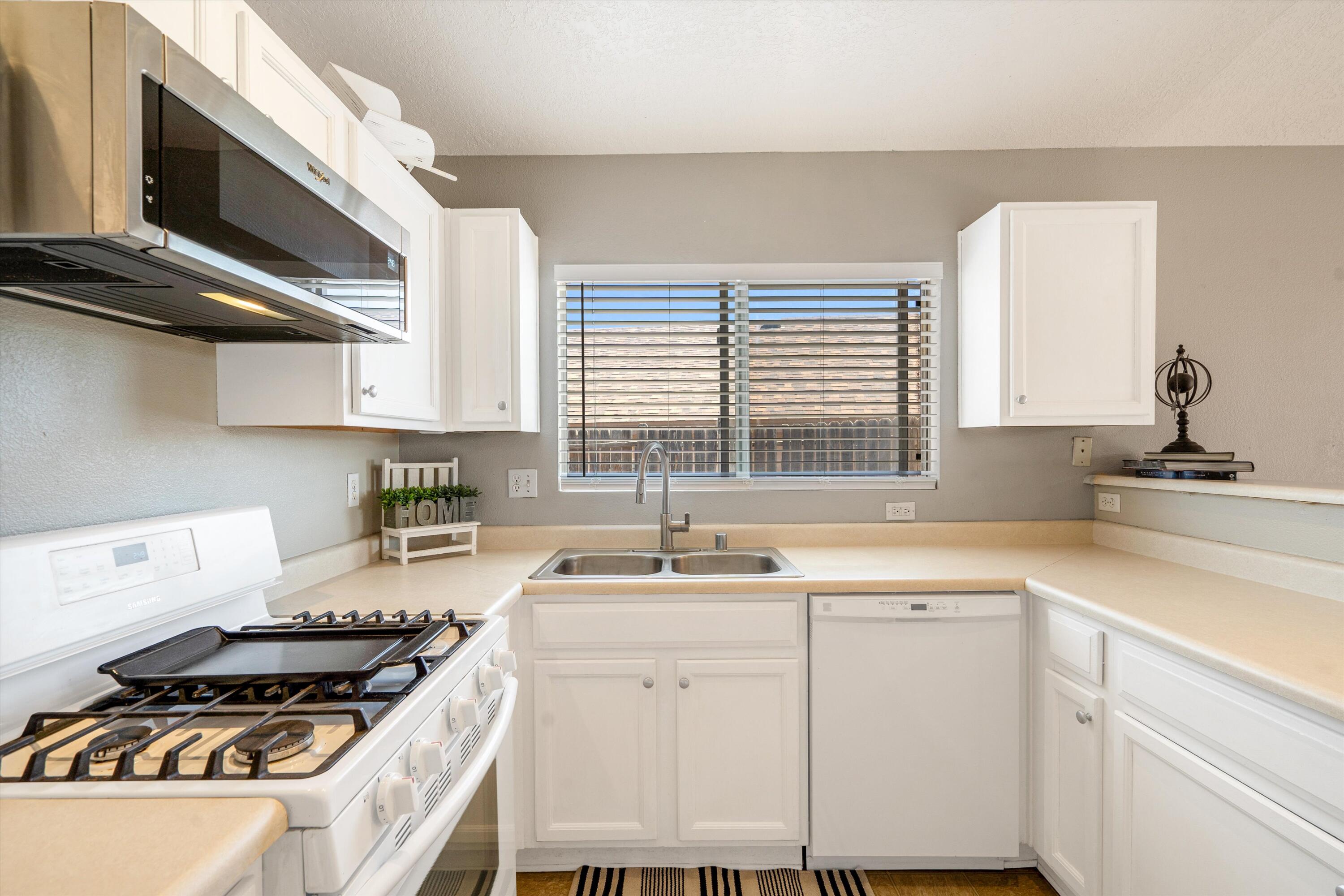 4709 Dalmation Place NE