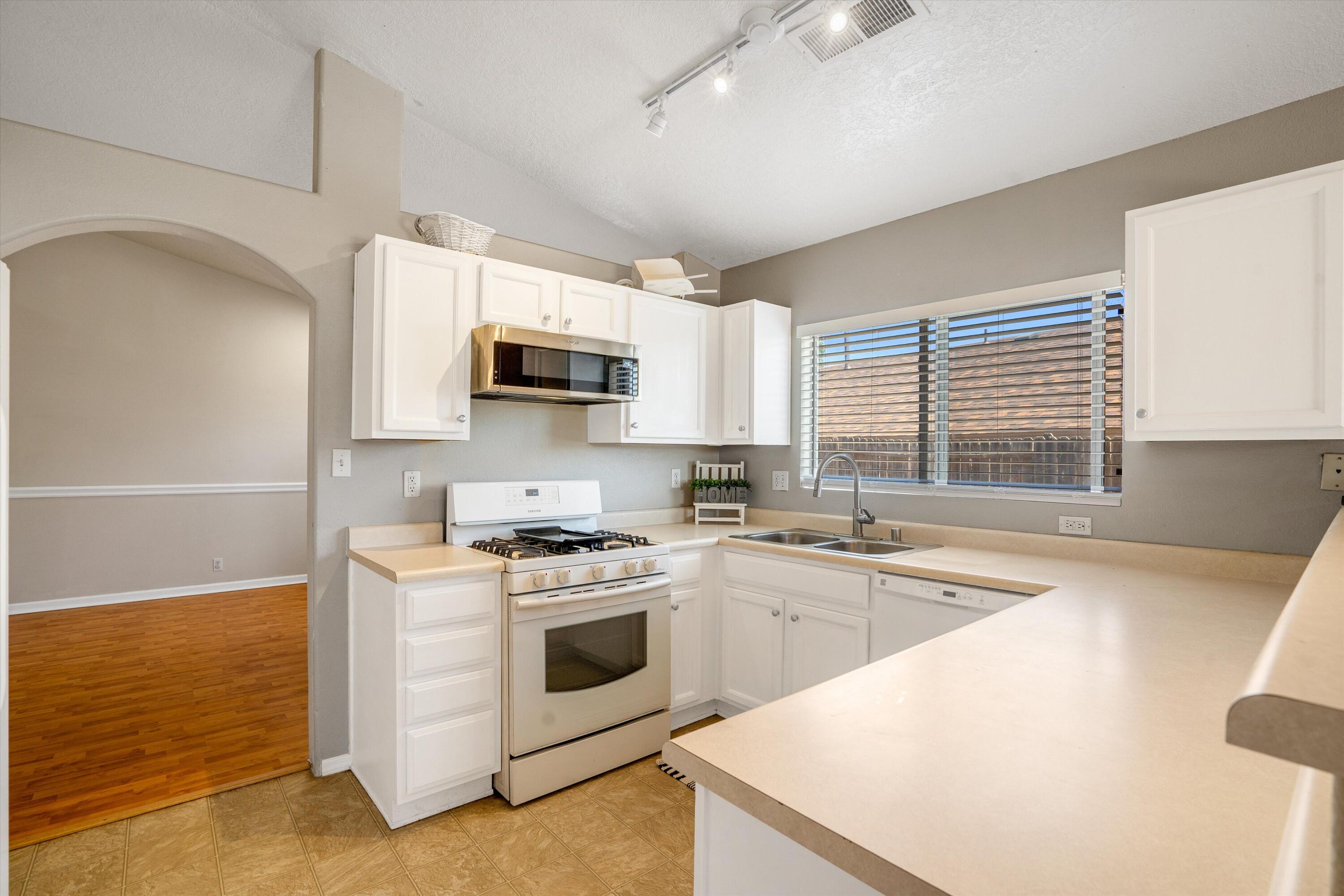 4709 Dalmation Place NE