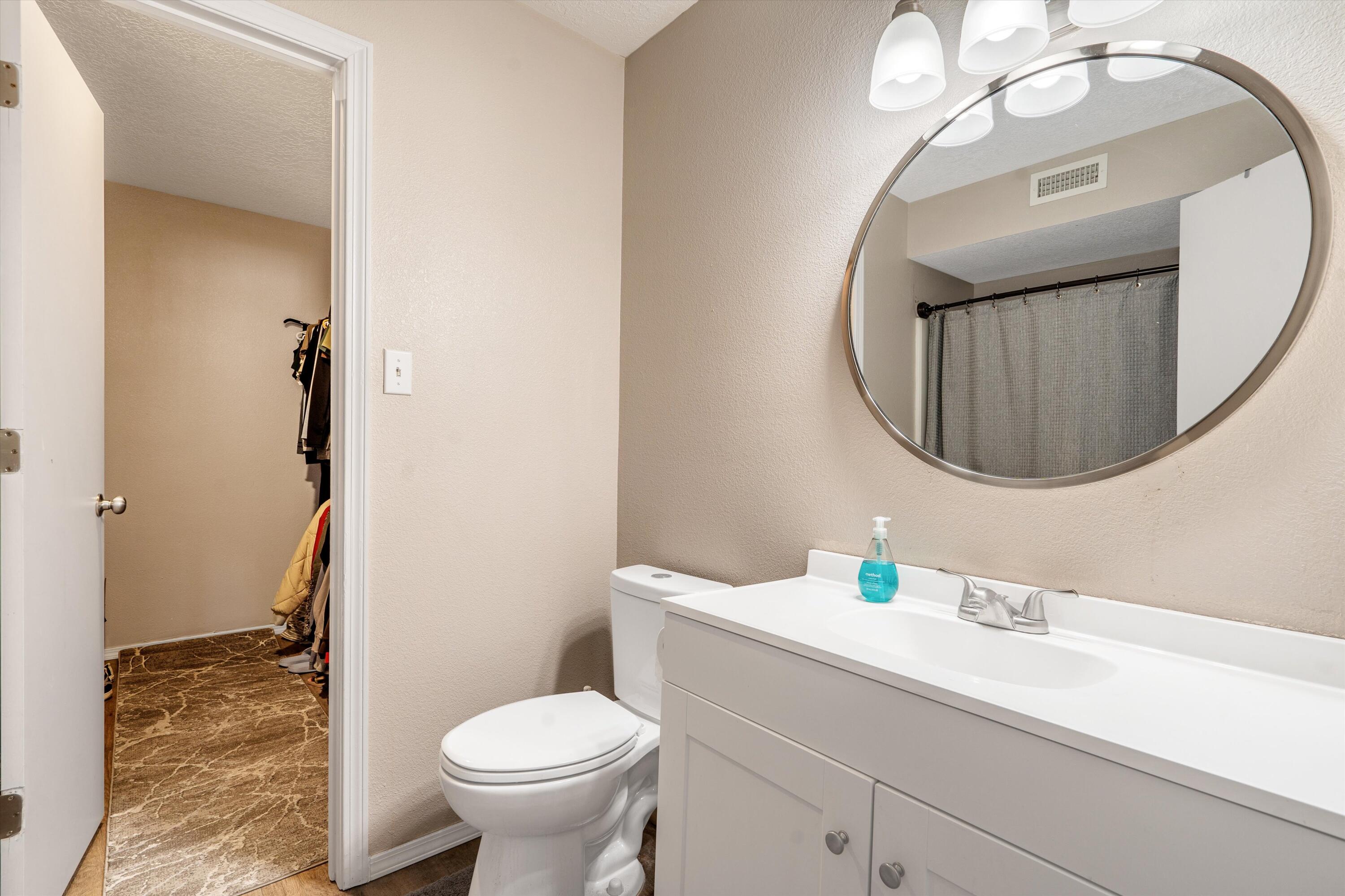 9027 Anacapa Avenue NW