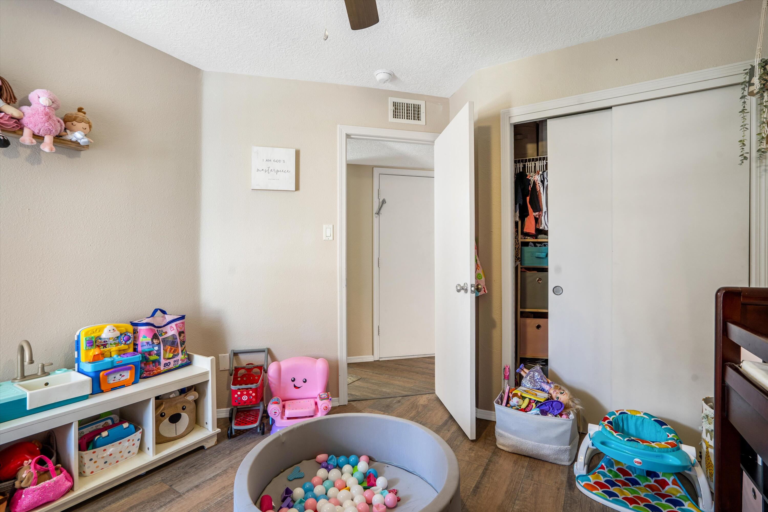 9027 Anacapa Avenue NW