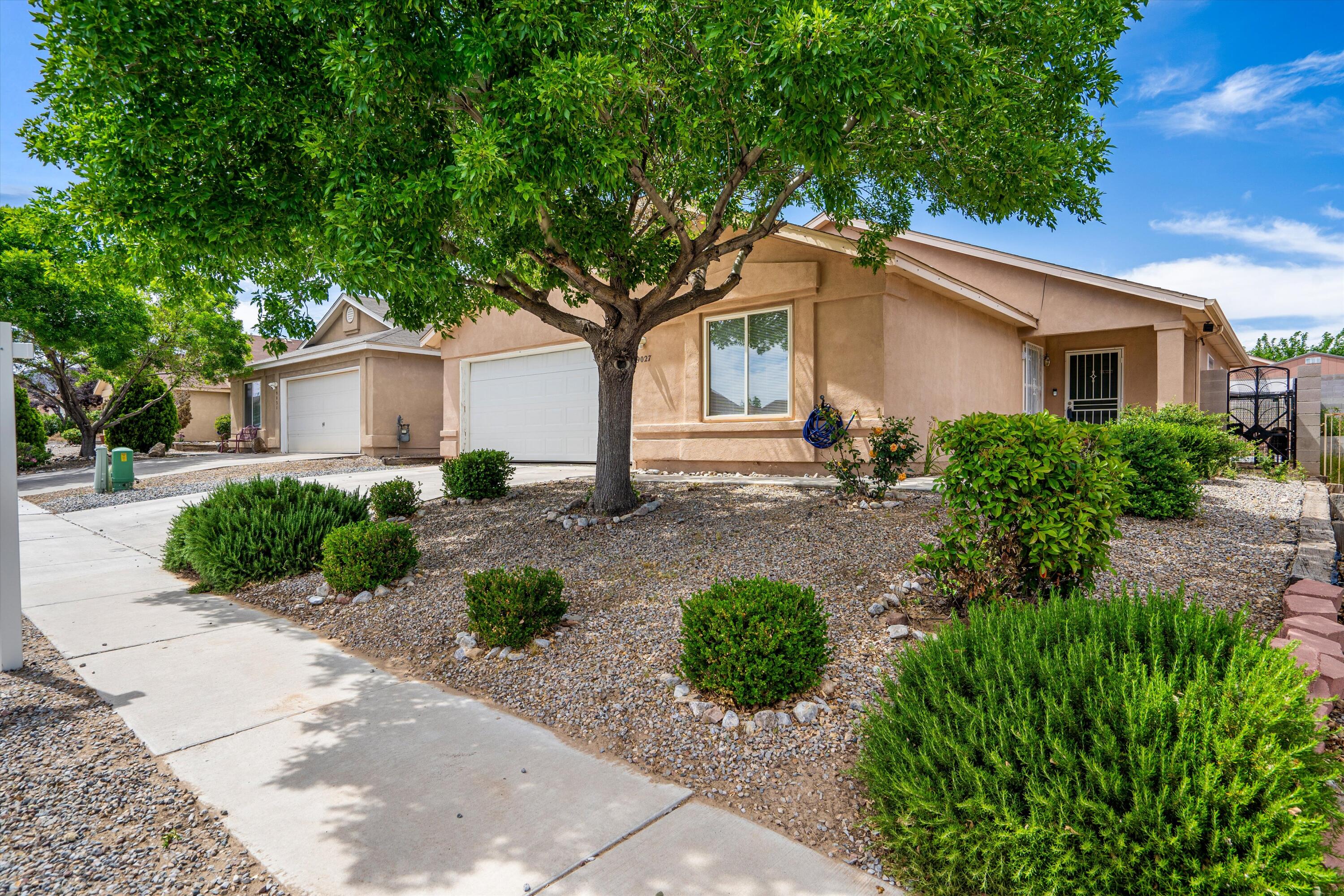 9027 Anacapa Avenue NW