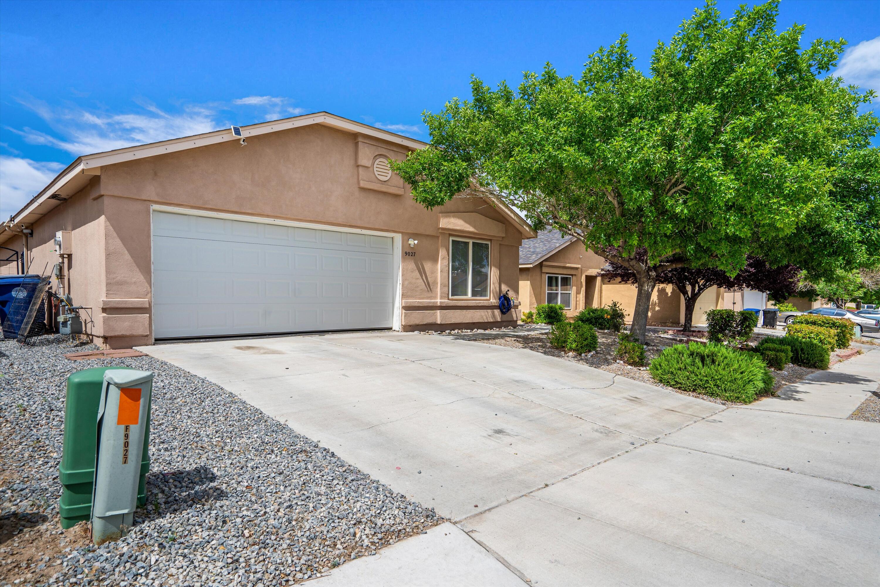 9027 Anacapa Avenue NW