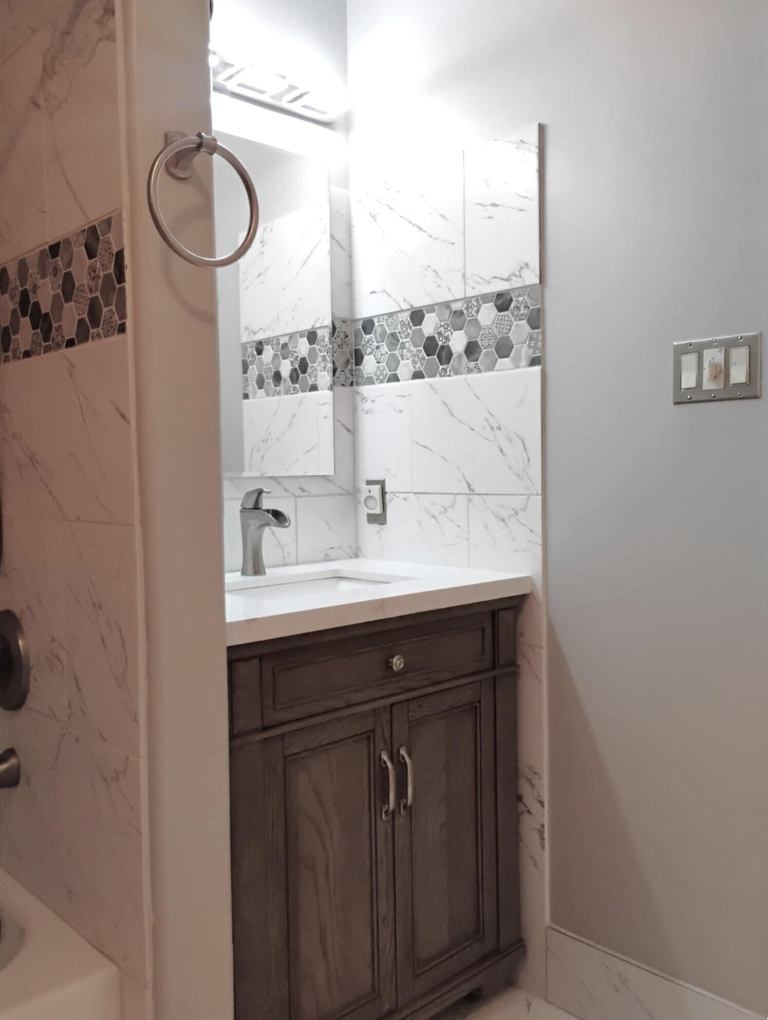 3300 Rufina Street F-25